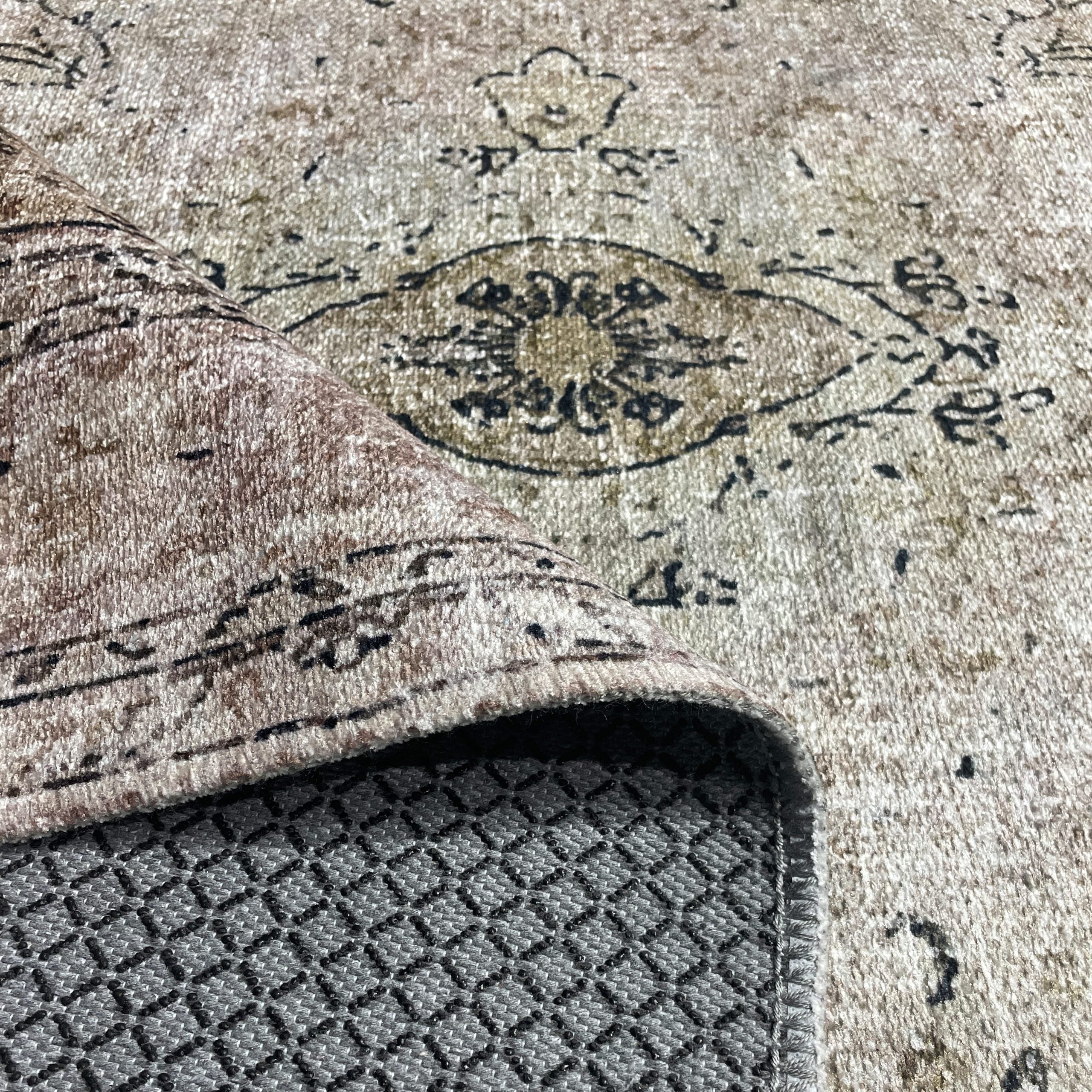 Netline Home Mink Brown Classic Vintage Machine Washable Chenille Rug Design NH7033 - Gallery Image 4 - Netline Home