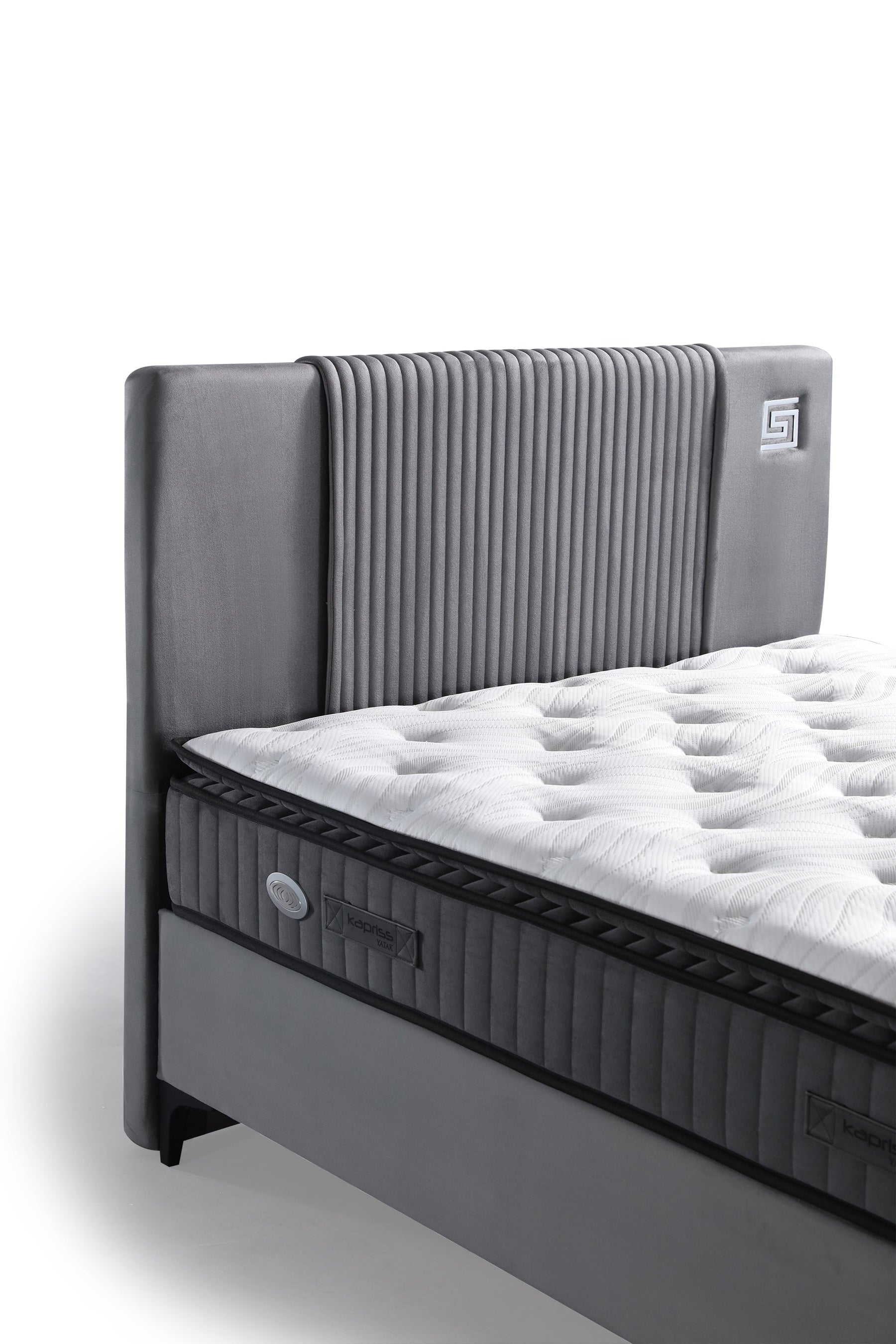 Lucci Headboard-base by Netline Interiors