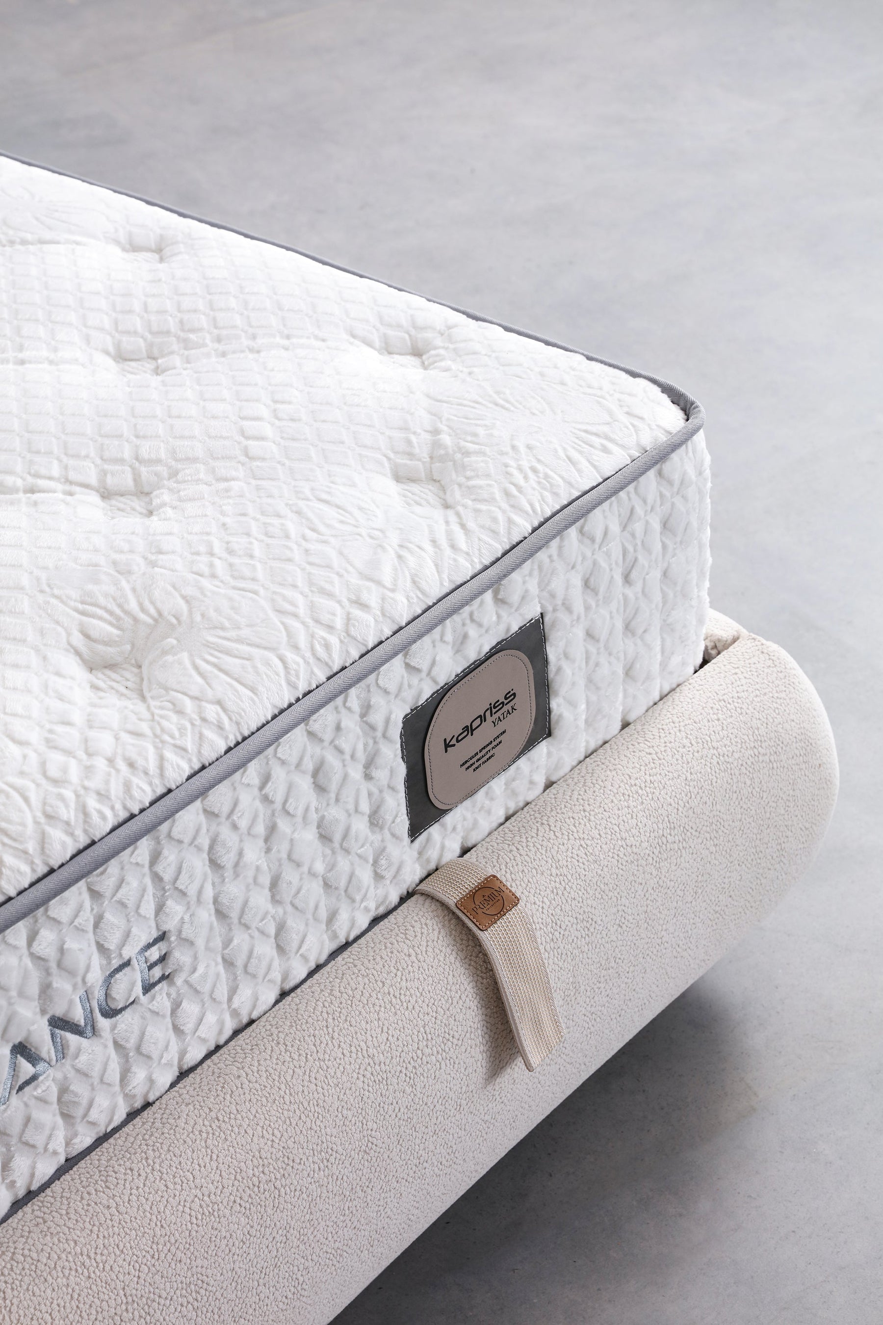 Elegance Mattress by Netline Interiors