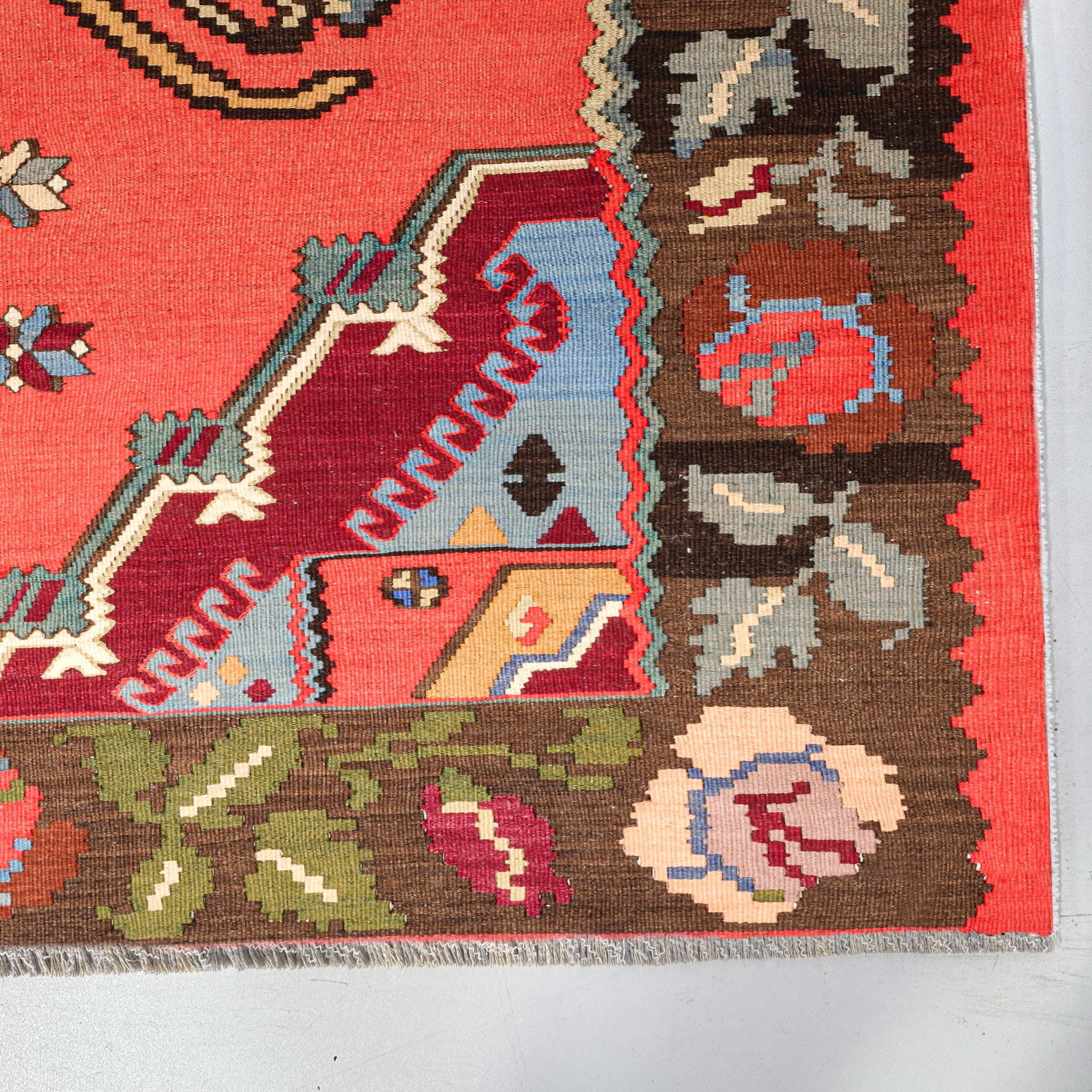 Netline Home Red Burgundy Pink Fuchsia Ethnic Classic Vintage Machine Washable Chenille Rug Design NH7154 - Gallery Image 3 - Netline Home