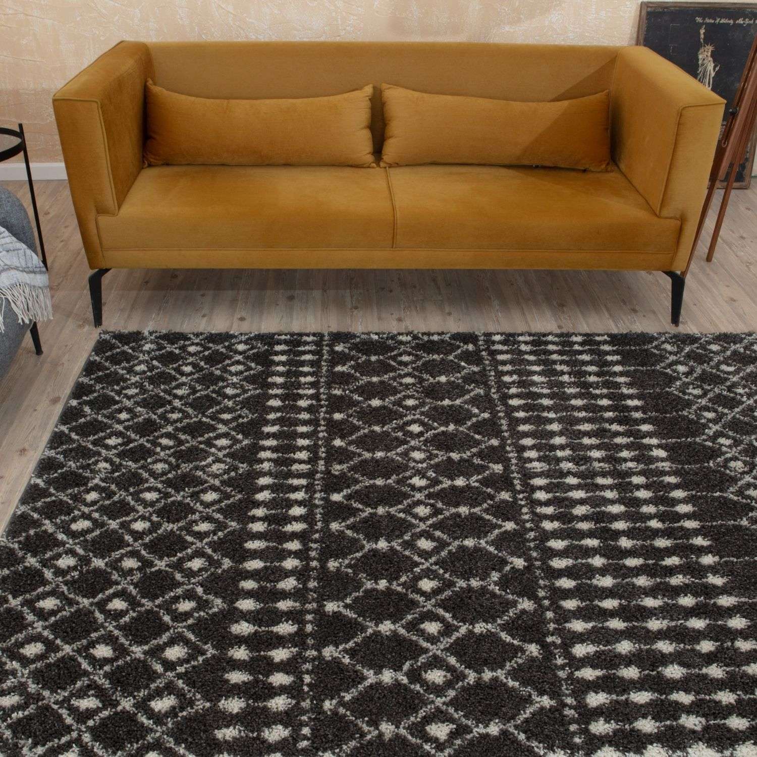 Moroccan Dark Grey Shaggy Rug | 1040