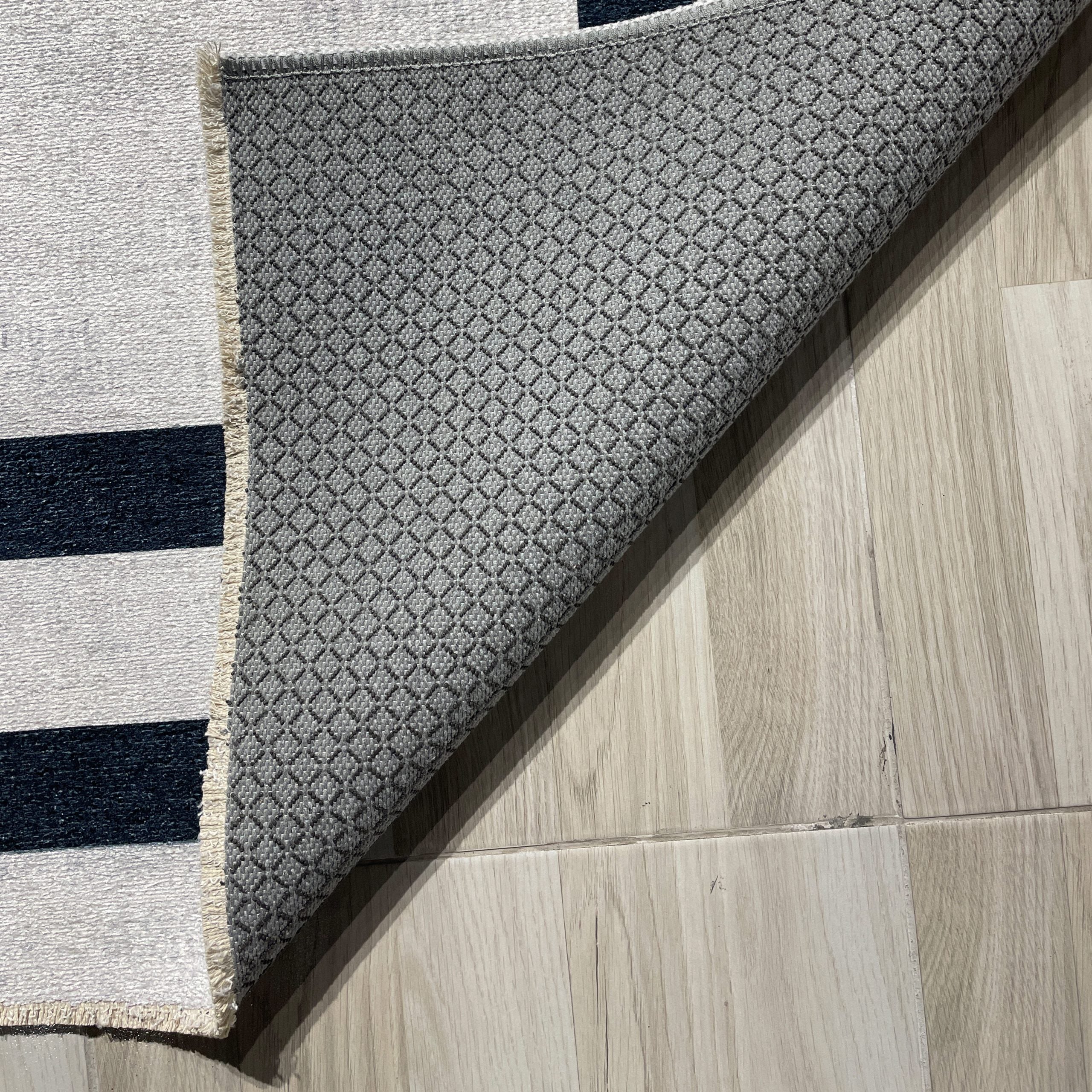 Netline Home Gray Silver Black Anthracite Classic Modern Machine Washable Chenille Rug Design NH7057 - Gallery Image 3 - Netline Home