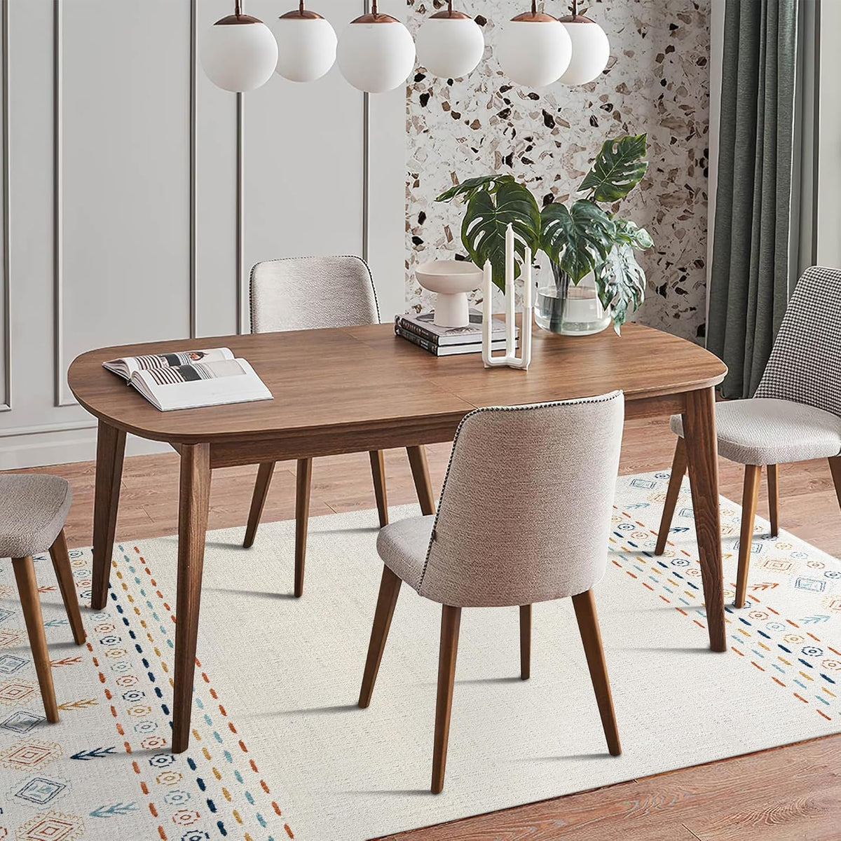Light beige runner rug for living room, soft micro polyester, low pile, shed-resistant, modern design, 120x180 cm.