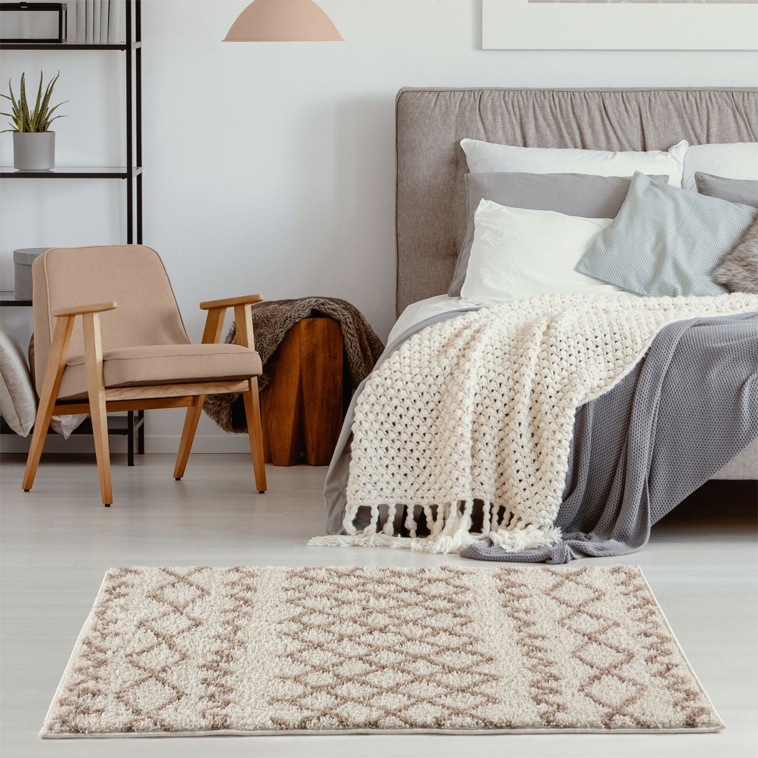 Moroccan Ivory Beige Shaggy Rug | 930
