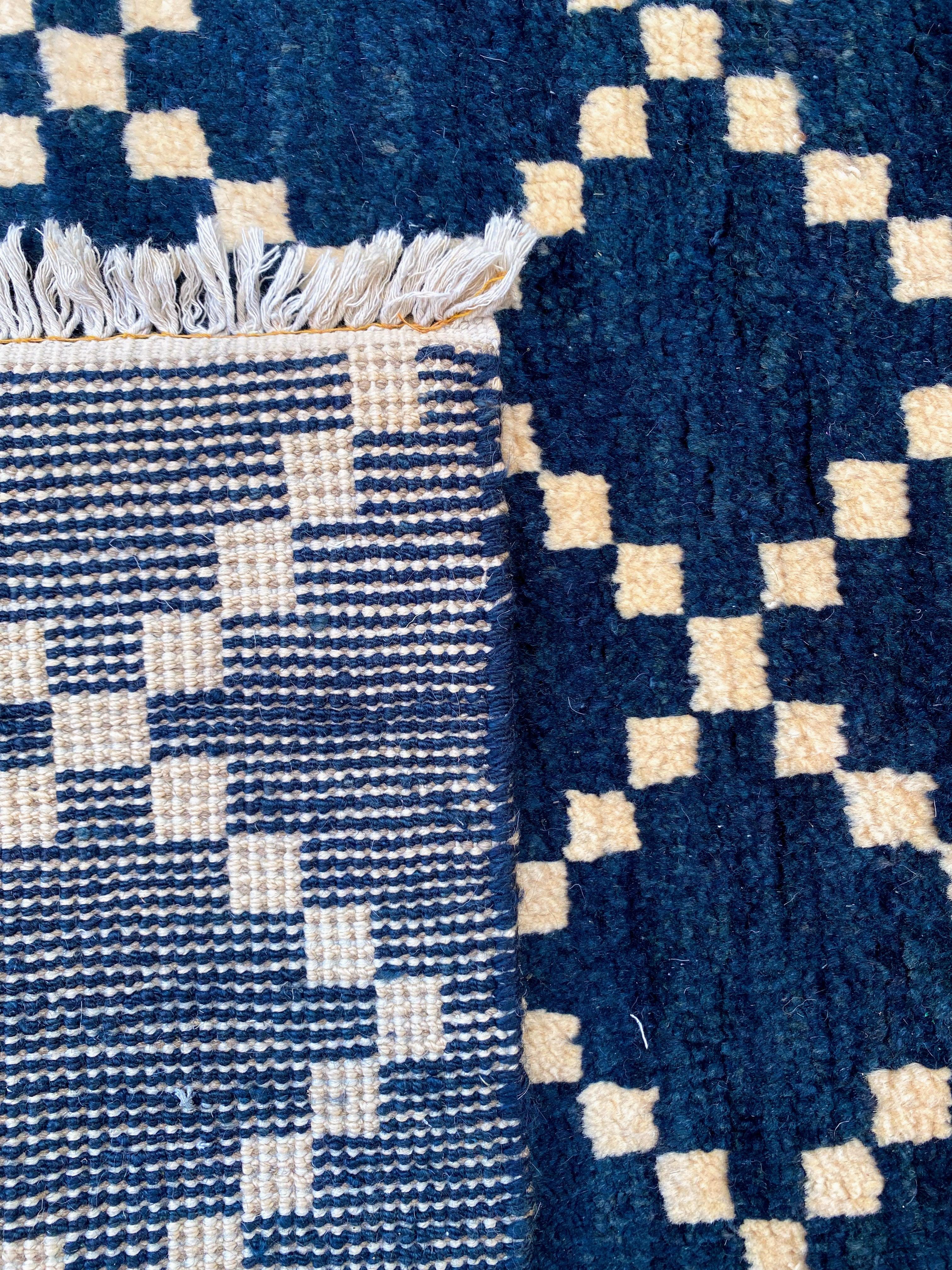 Oases Hand Knotted Rug - 193 x 125 cm