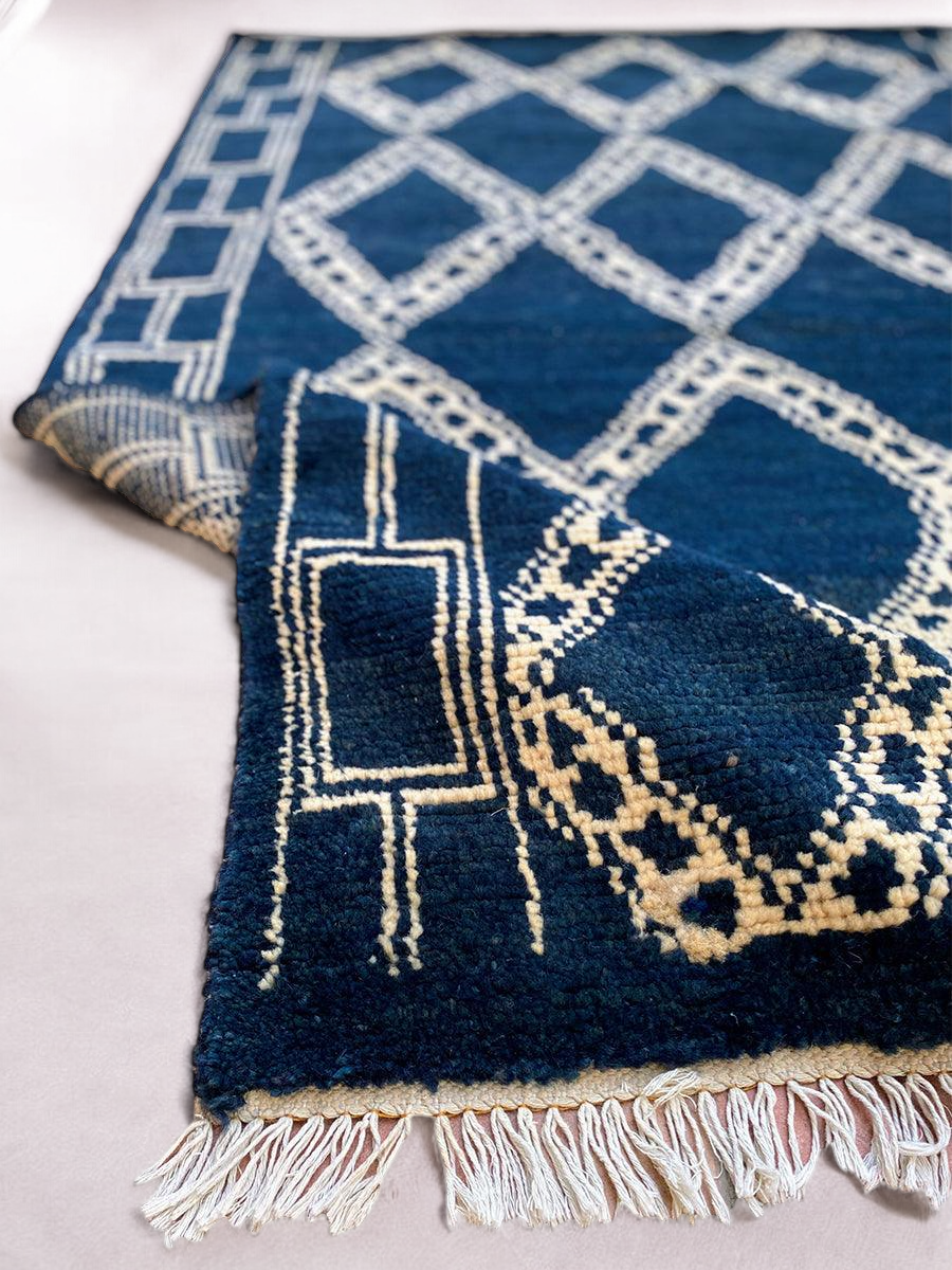 Nomad Hand Knotted Rug - 189 x 122 cm