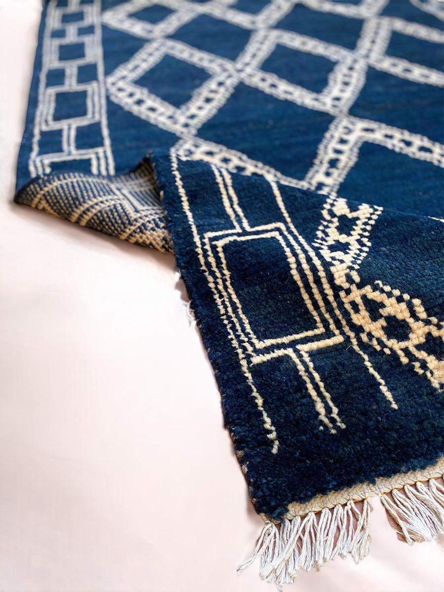 Nomad Hand Knotted Rug - 189 x 122 cm