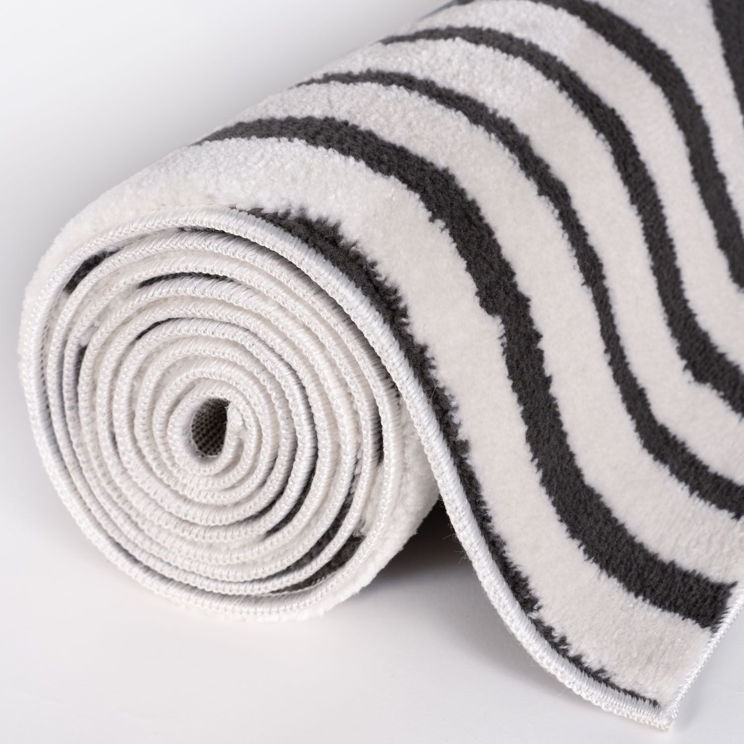 Loft Geometric Dark Grey Rug