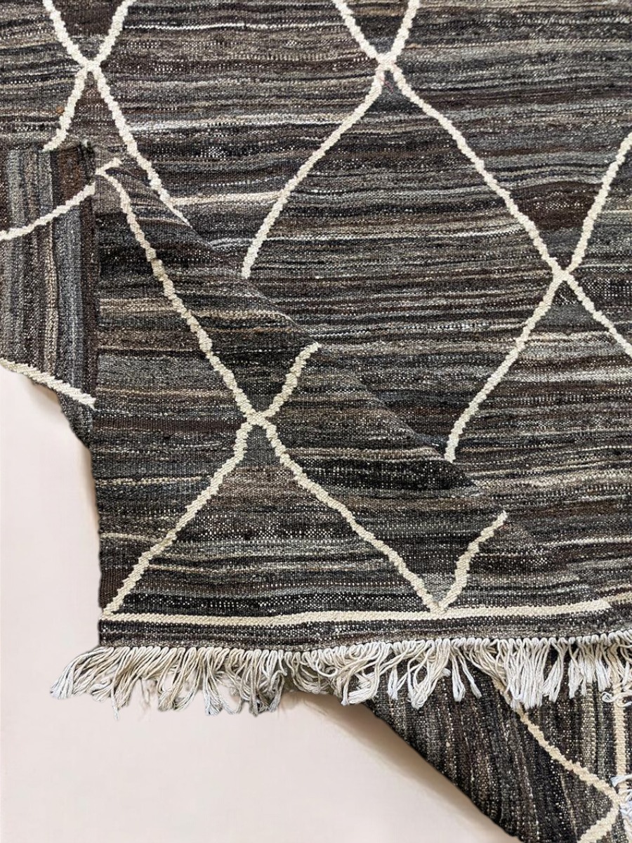 Zarifa Flatweave Rug - 183 x 132 cm