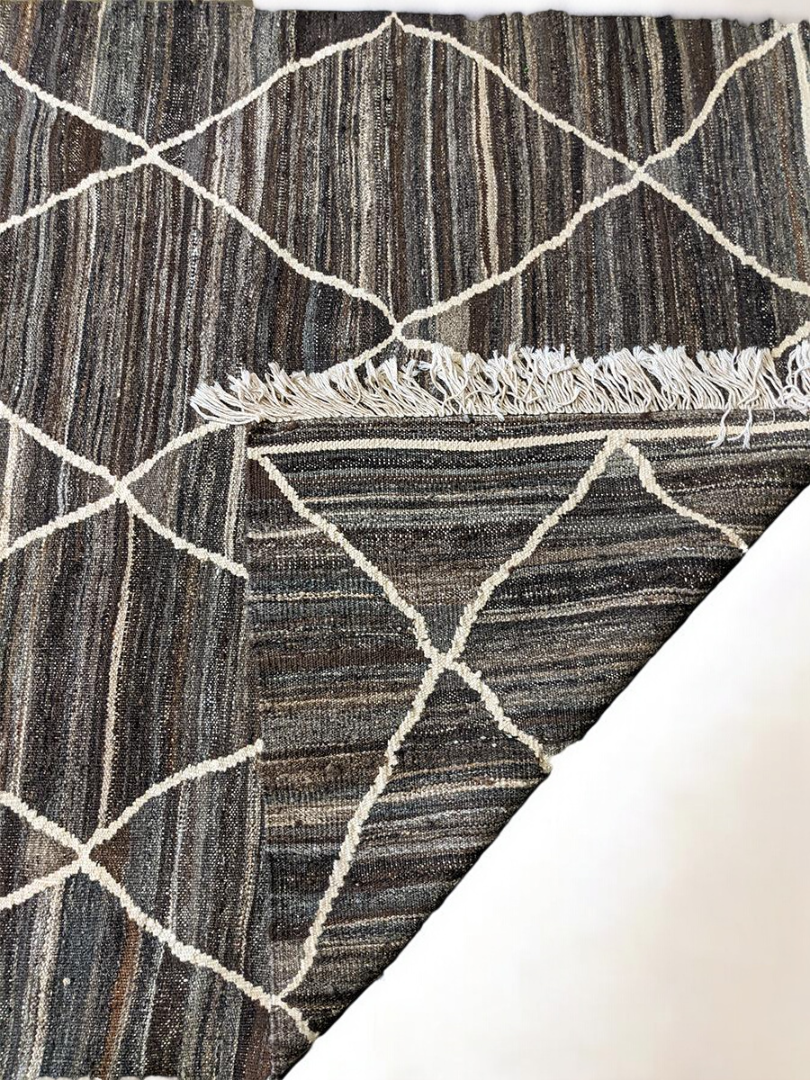 Zarifa Flatweave Rug - 183 x 132 cm