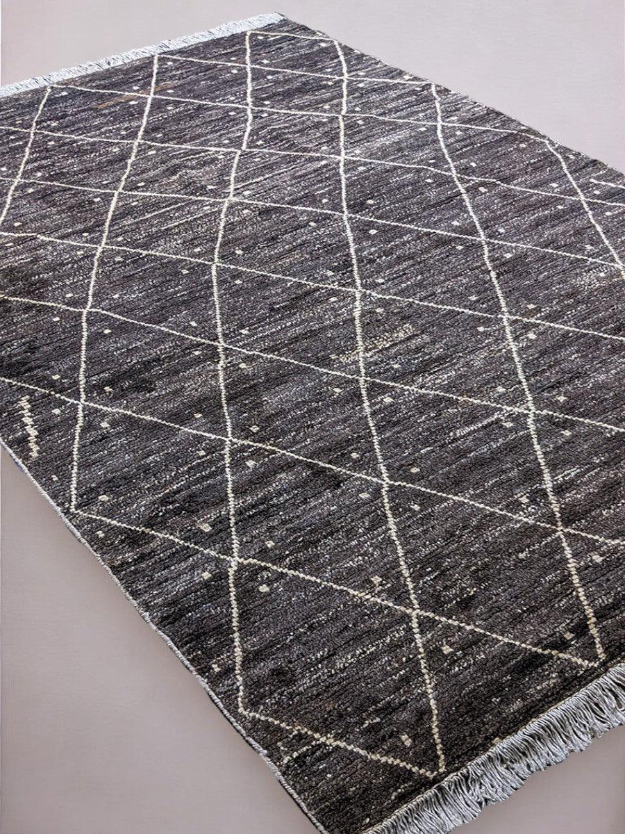 Amara Hand Knotted Rug - 272 x 156 cm