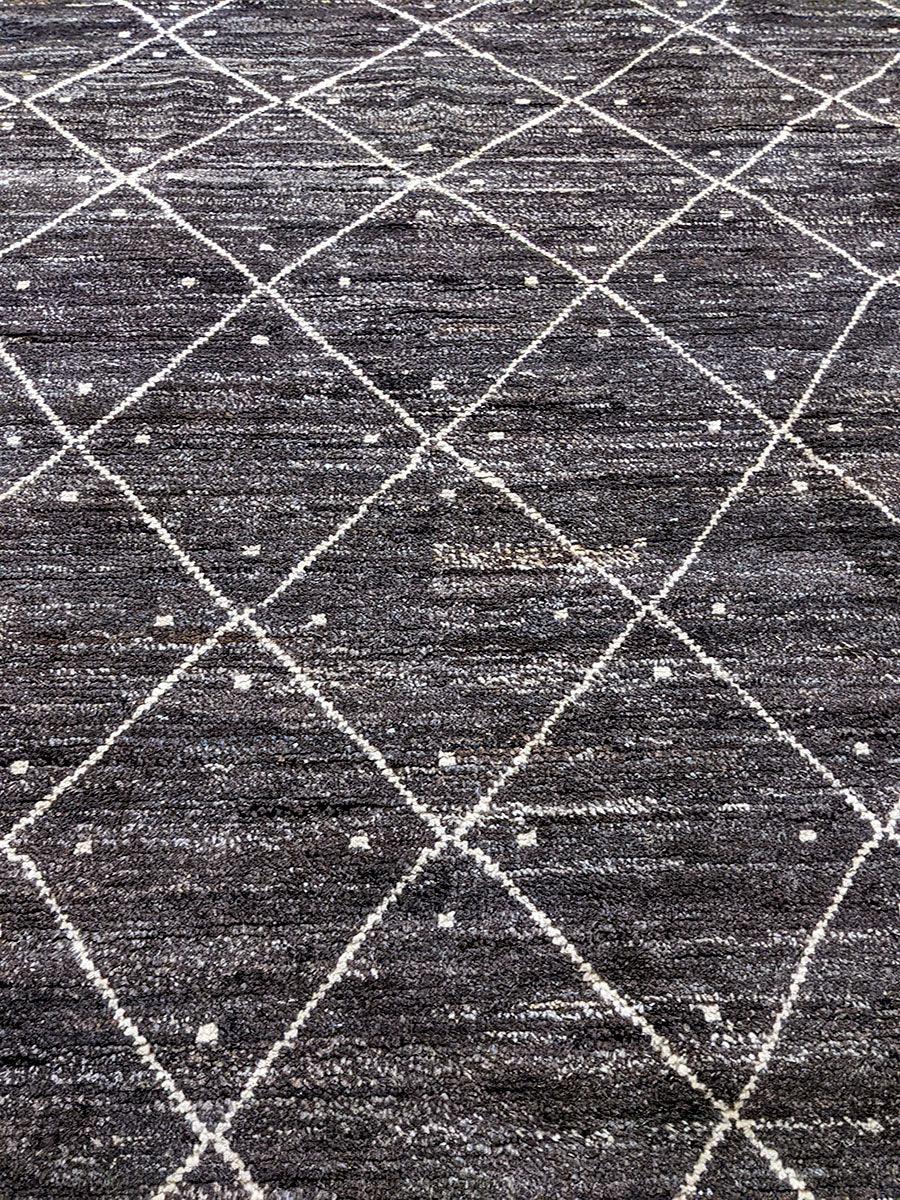 Amara Hand Knotted Rug - 272 x 156 cm