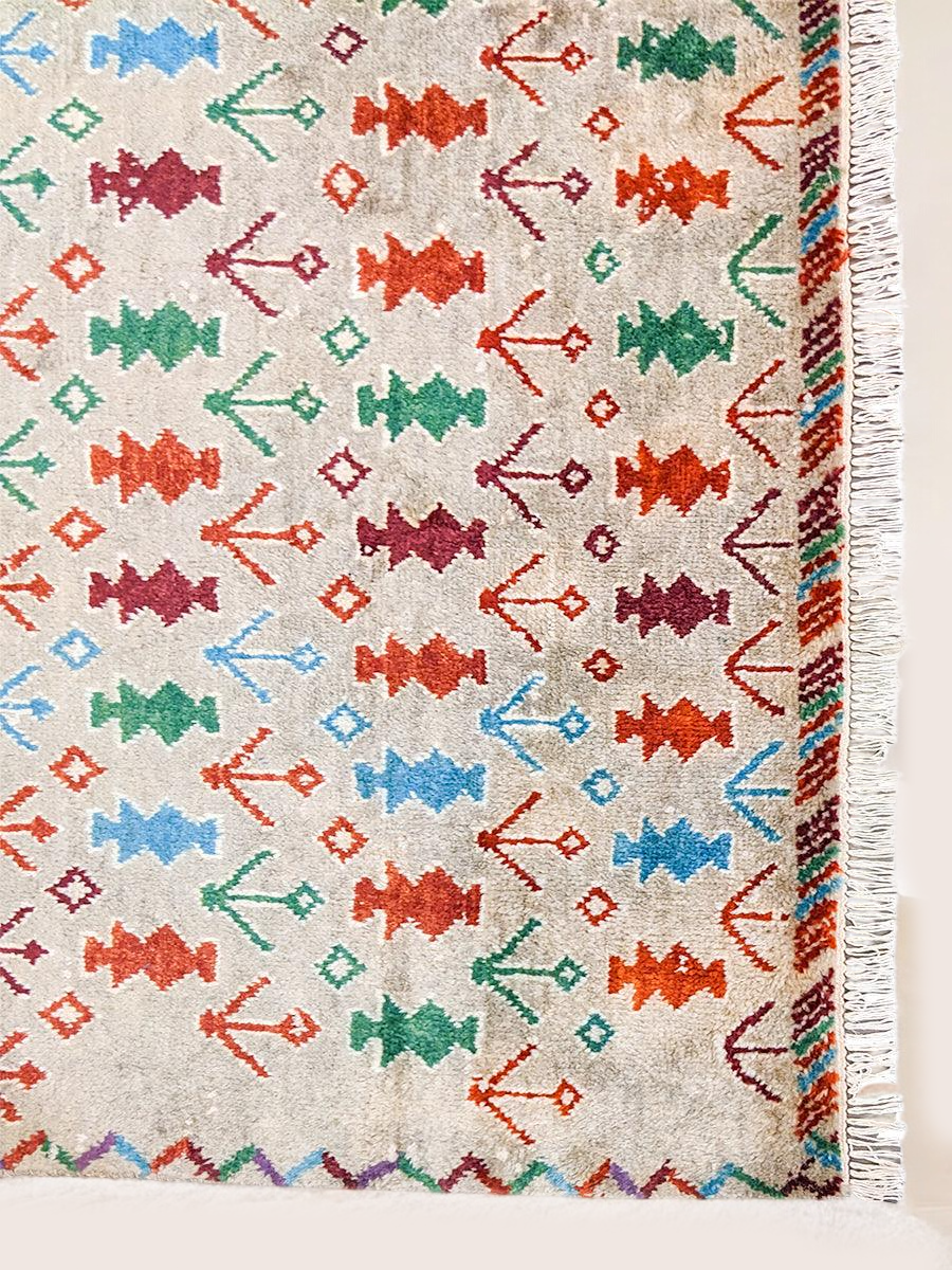 Tangerine Hand Knotted Rug - 278 x 199 cm