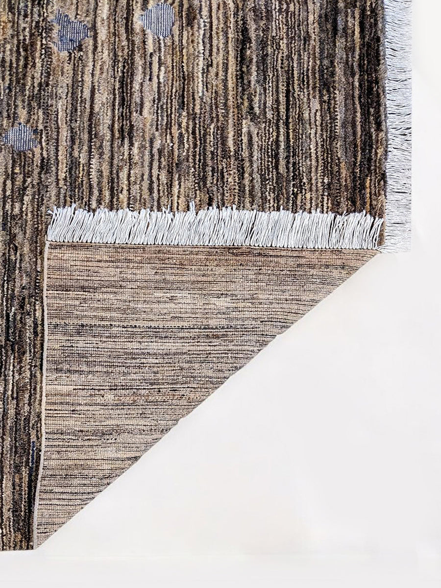 Sculpture Hand Knotted Rug - 247 x 159 cm