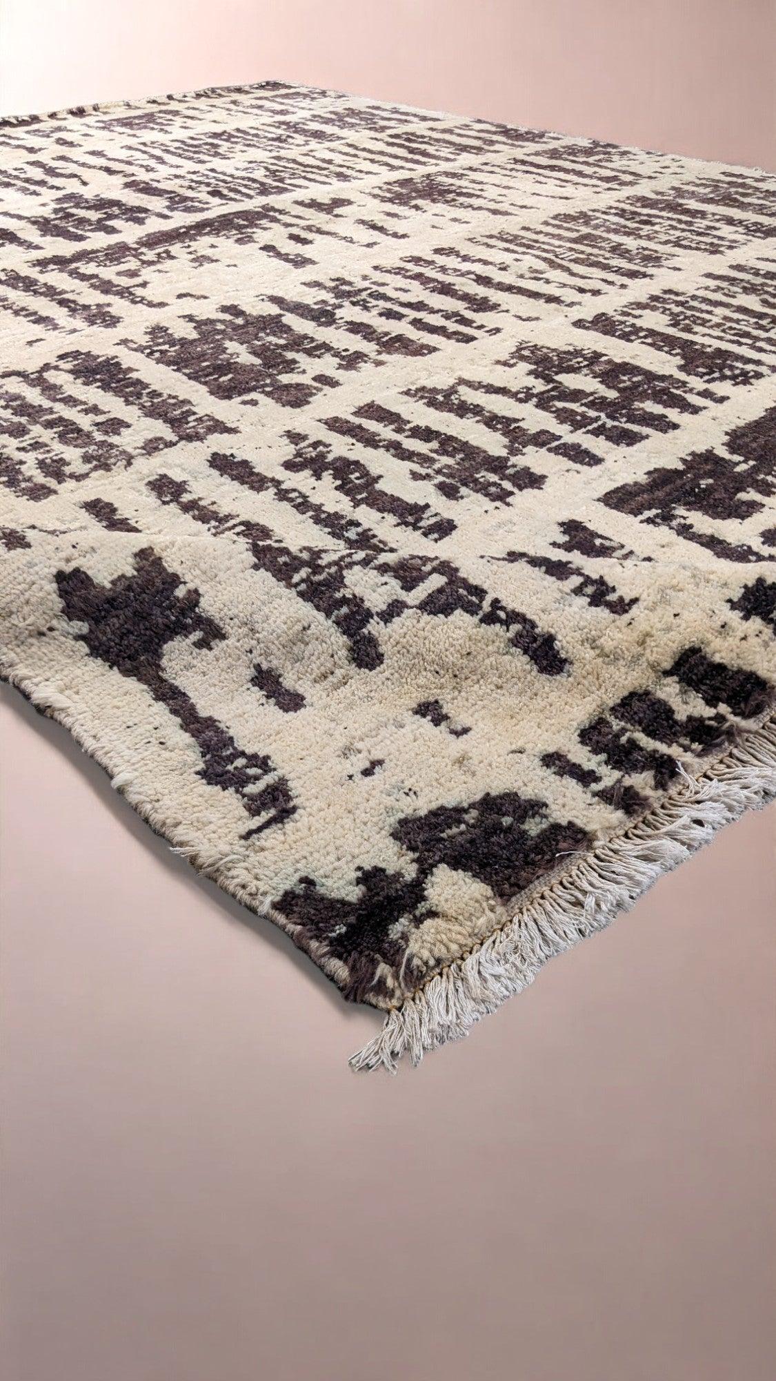Tuareg Hand Knotted Rug - 305 x 244 cm