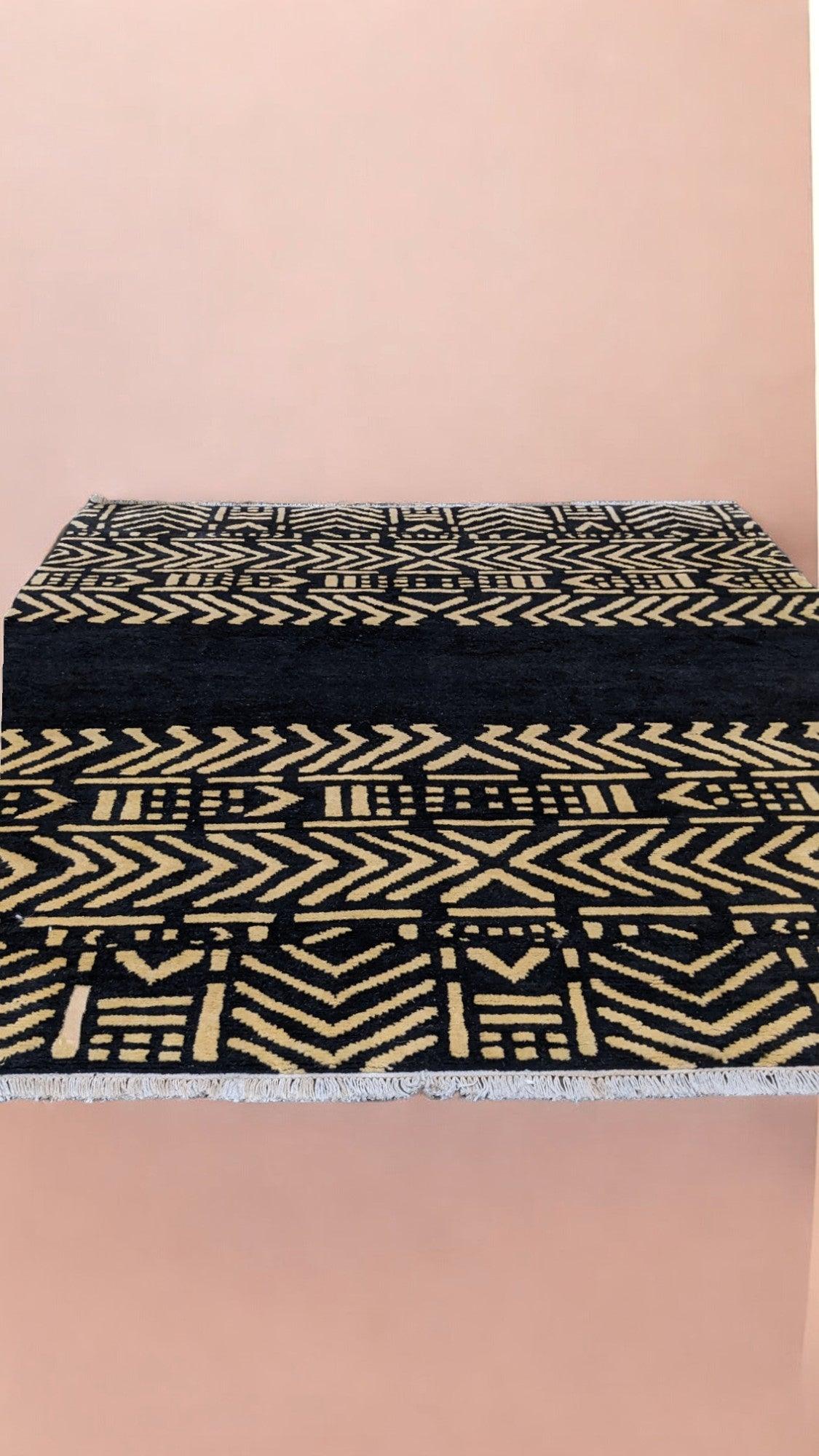 Dinka Hand Knotted Rug - 278 x 253 cm