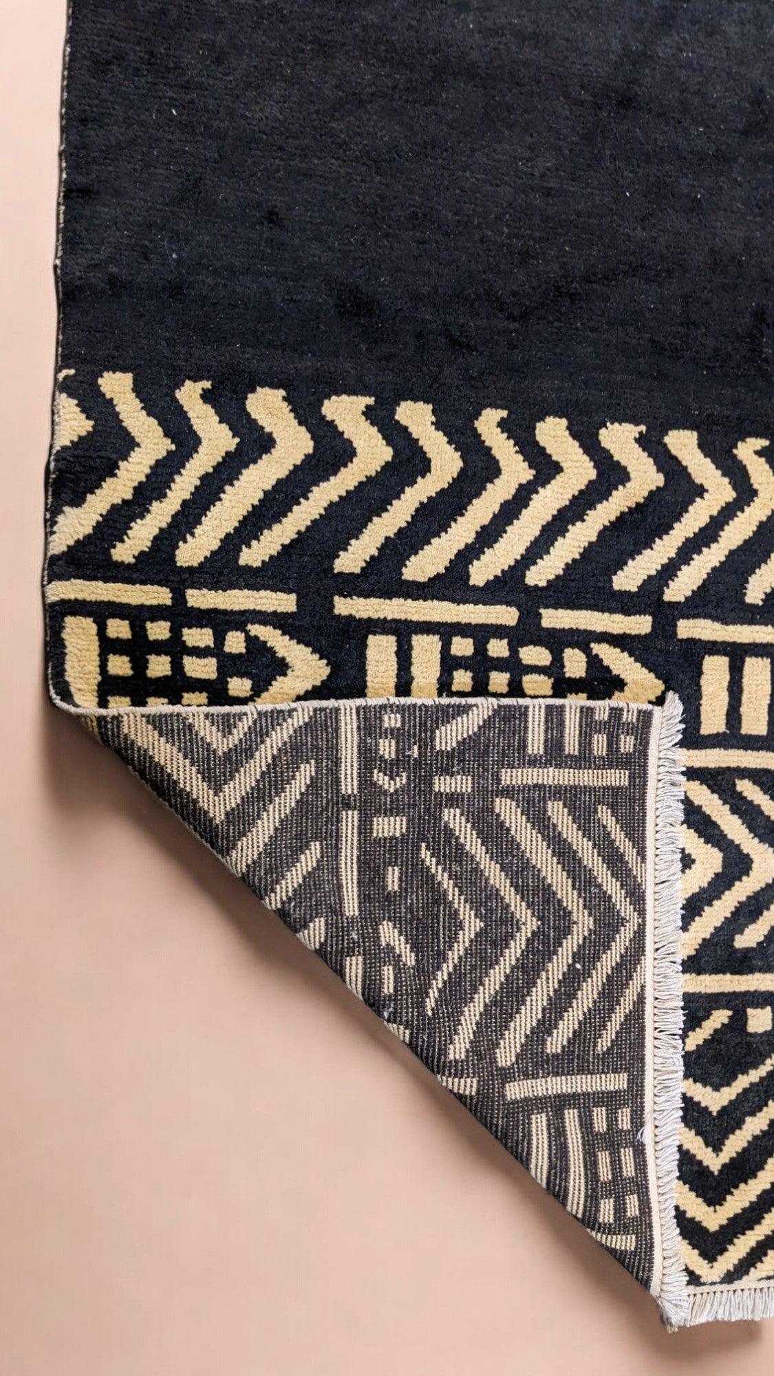 Dinka Hand Knotted Rug - 278 x 253 cm