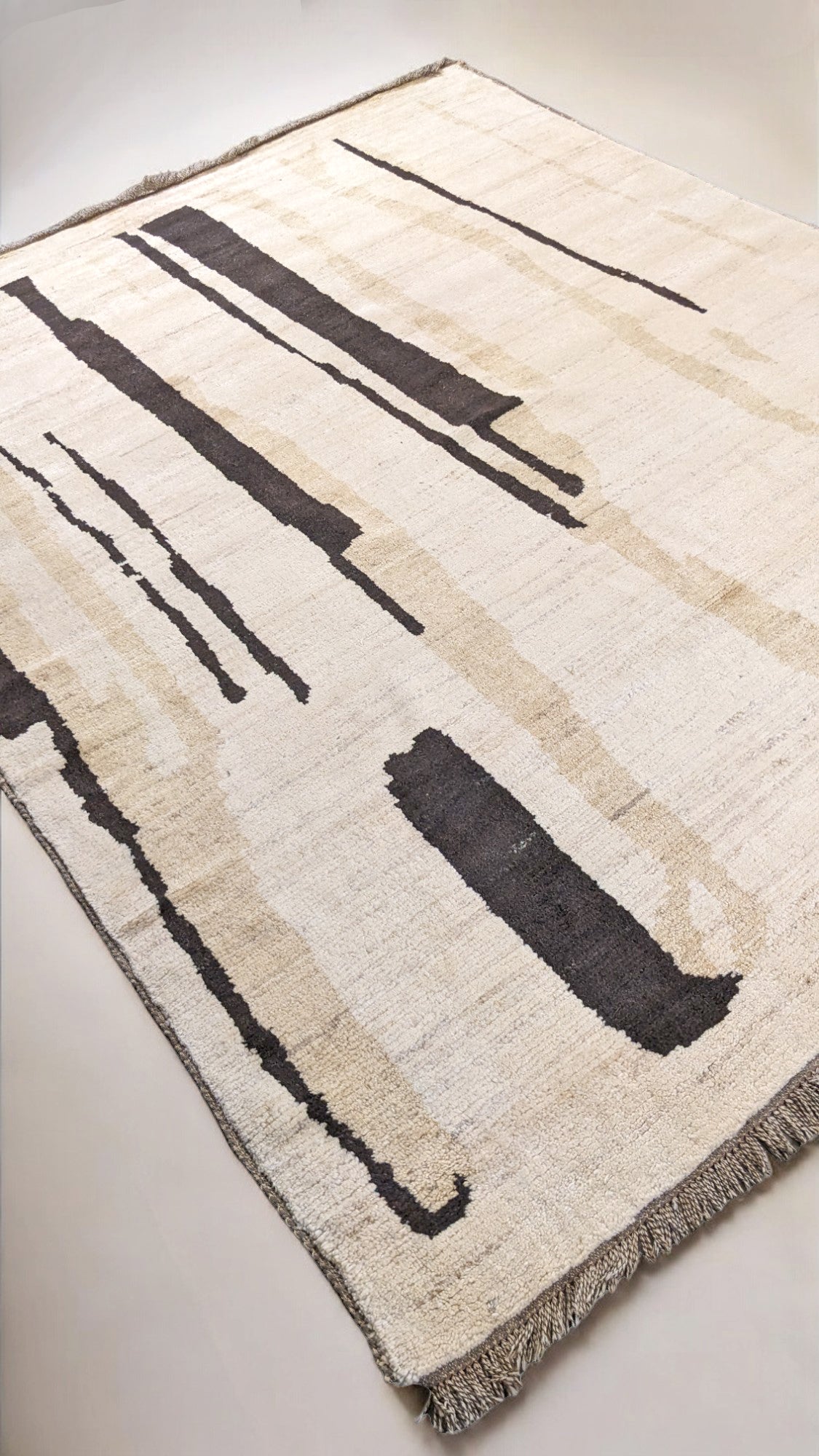 Jynx Hand Knotted Rug - 302 x 244 cm