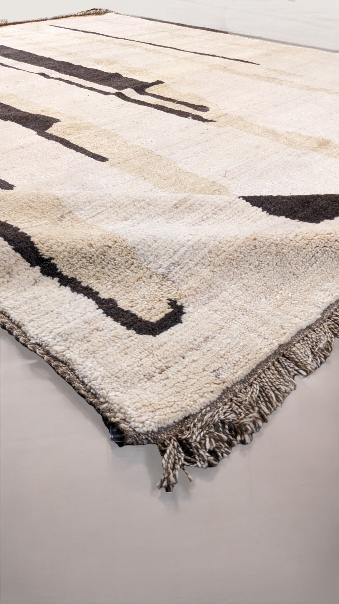 Jynx Hand Knotted Rug - 302 x 244 cm