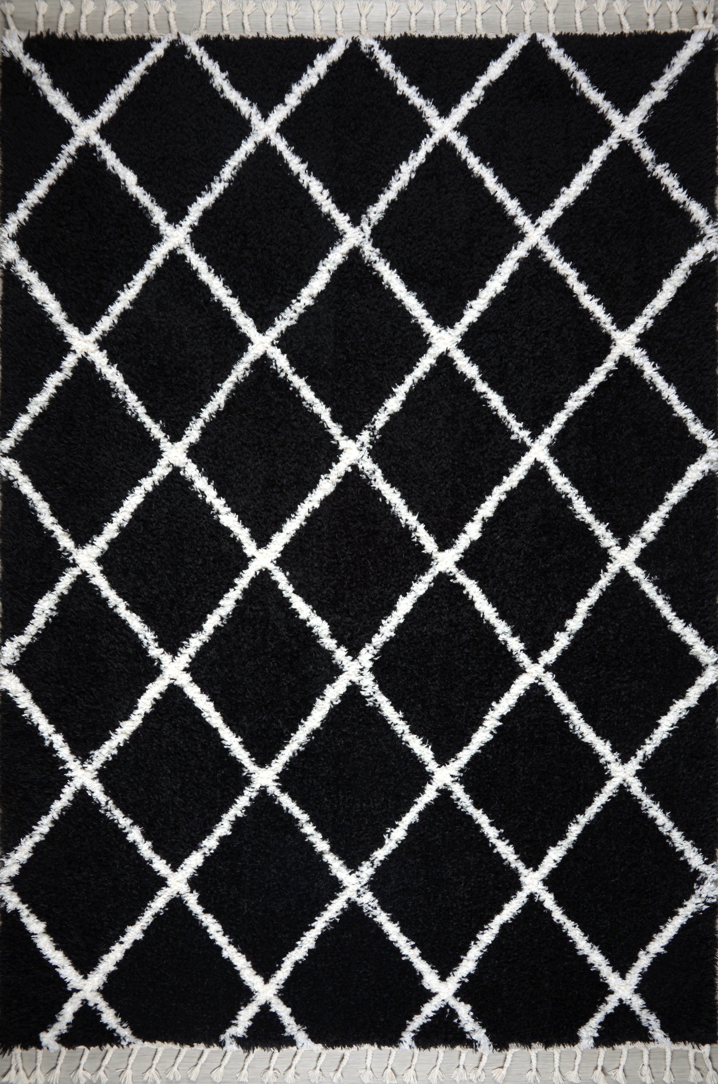 Netline Home Shaggy Moroccan Rug – Soft High Pile Plush Carpet with Diamond Pattern (Black & White with Tassels)