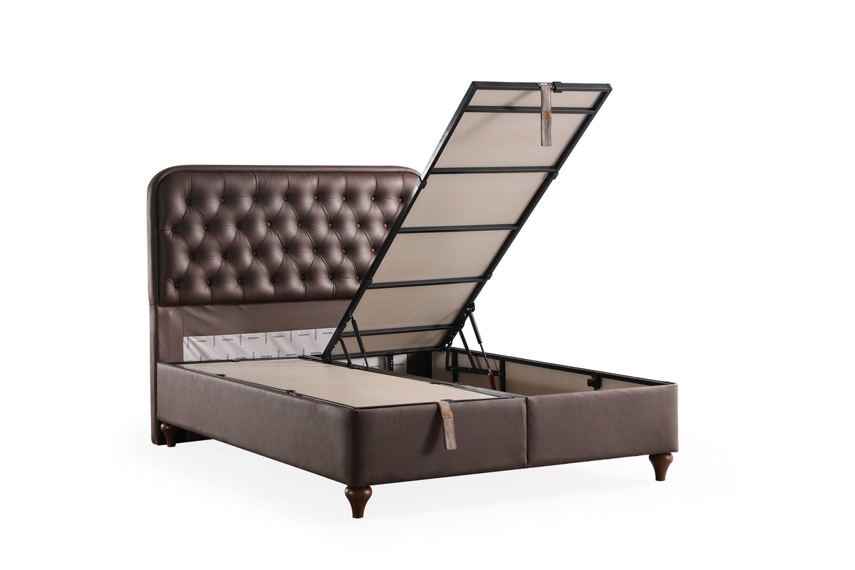 Woollen Master Bed Set by Netline Interiors