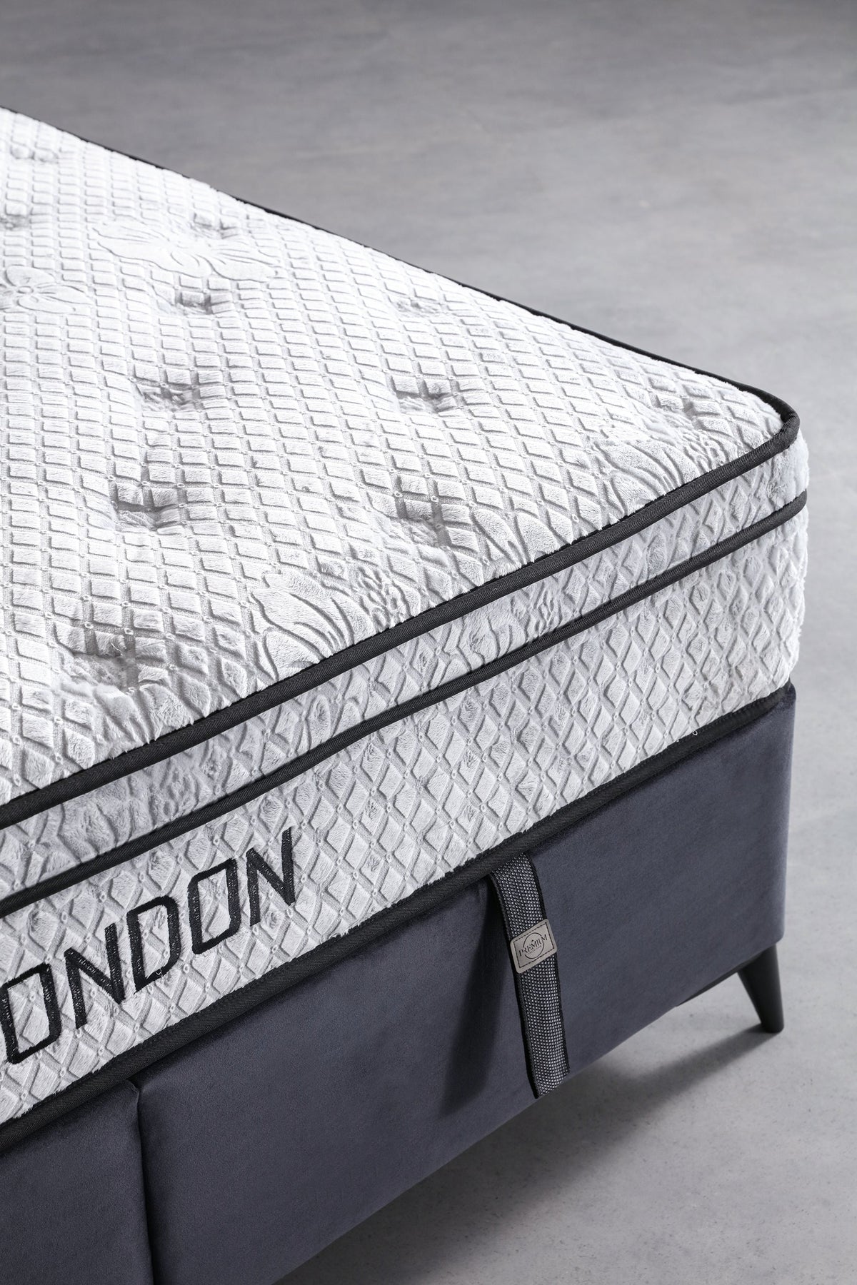 London Bed Sets by Netline Interiors