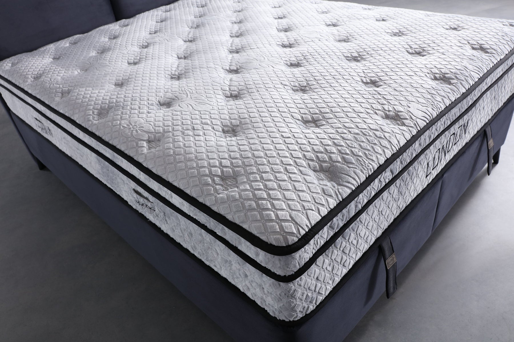London Bed Sets by Netline Interiors