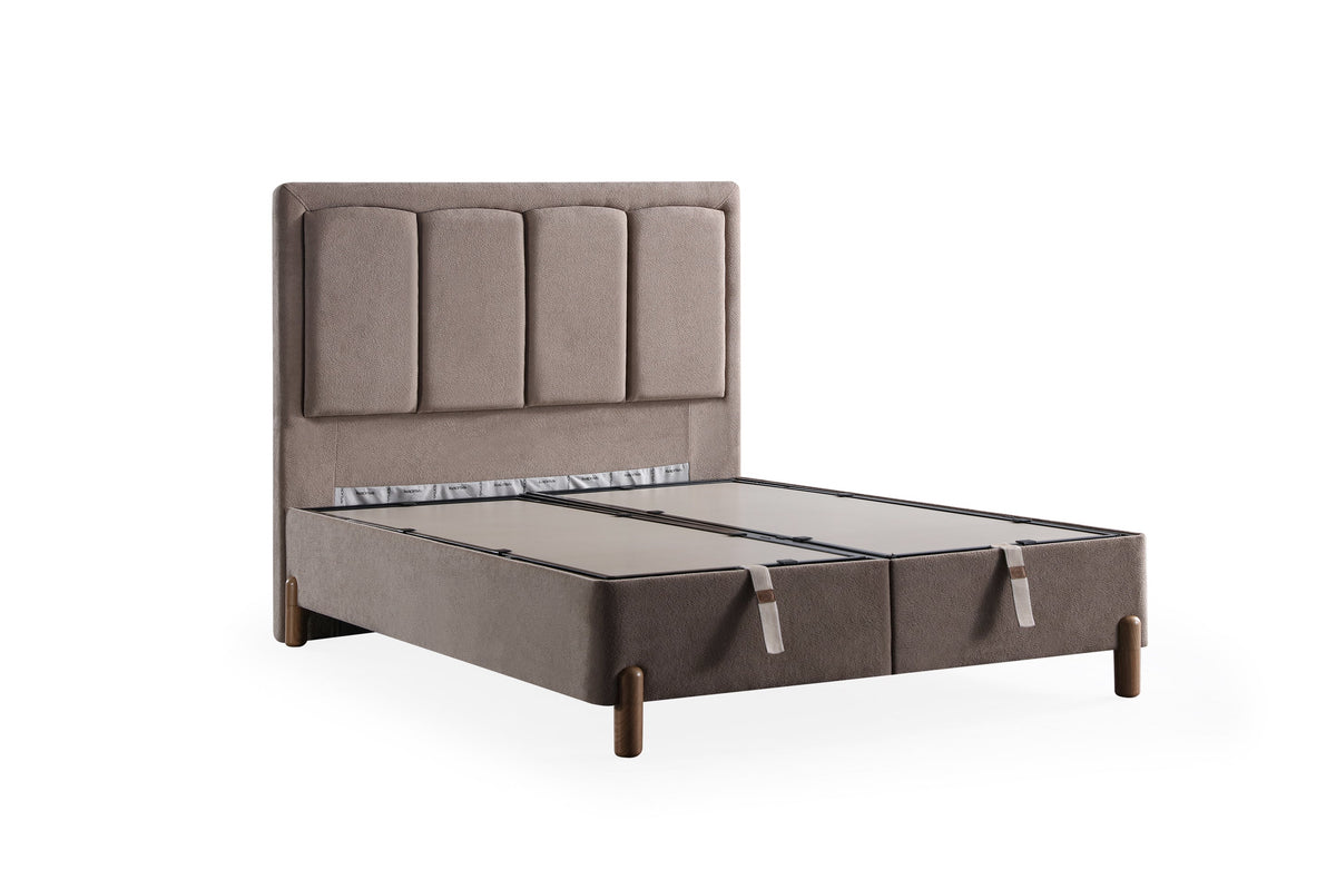 Trend Bed Set by Netline Interiors