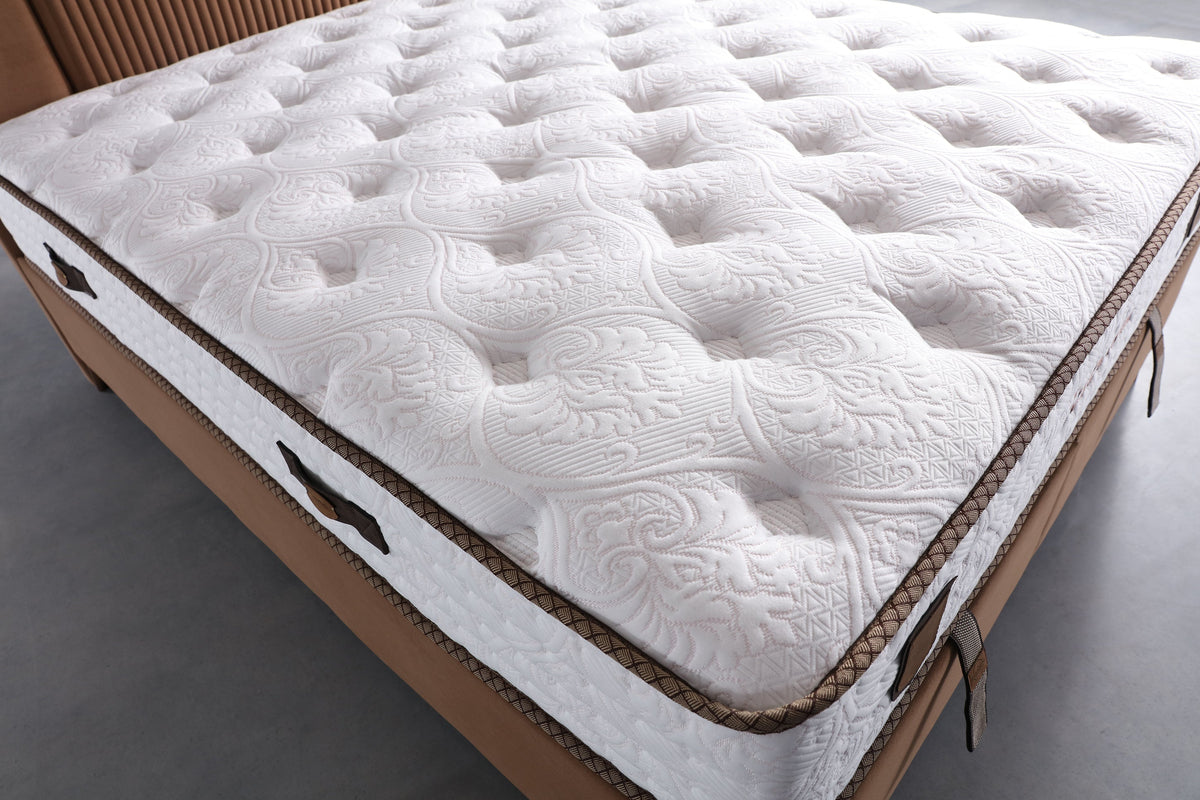 Selectum Bed Sets by Netline Interiors