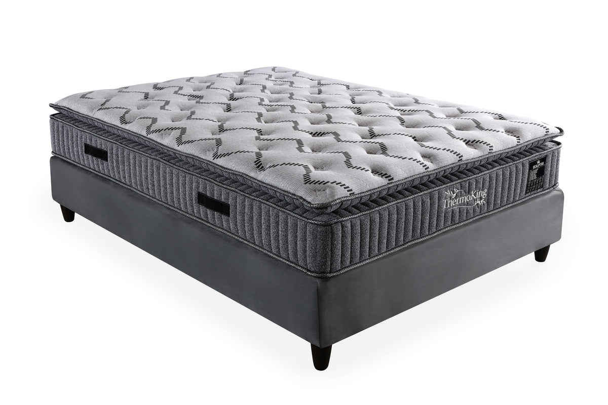Thermo King Bed Set by Netline Interiors