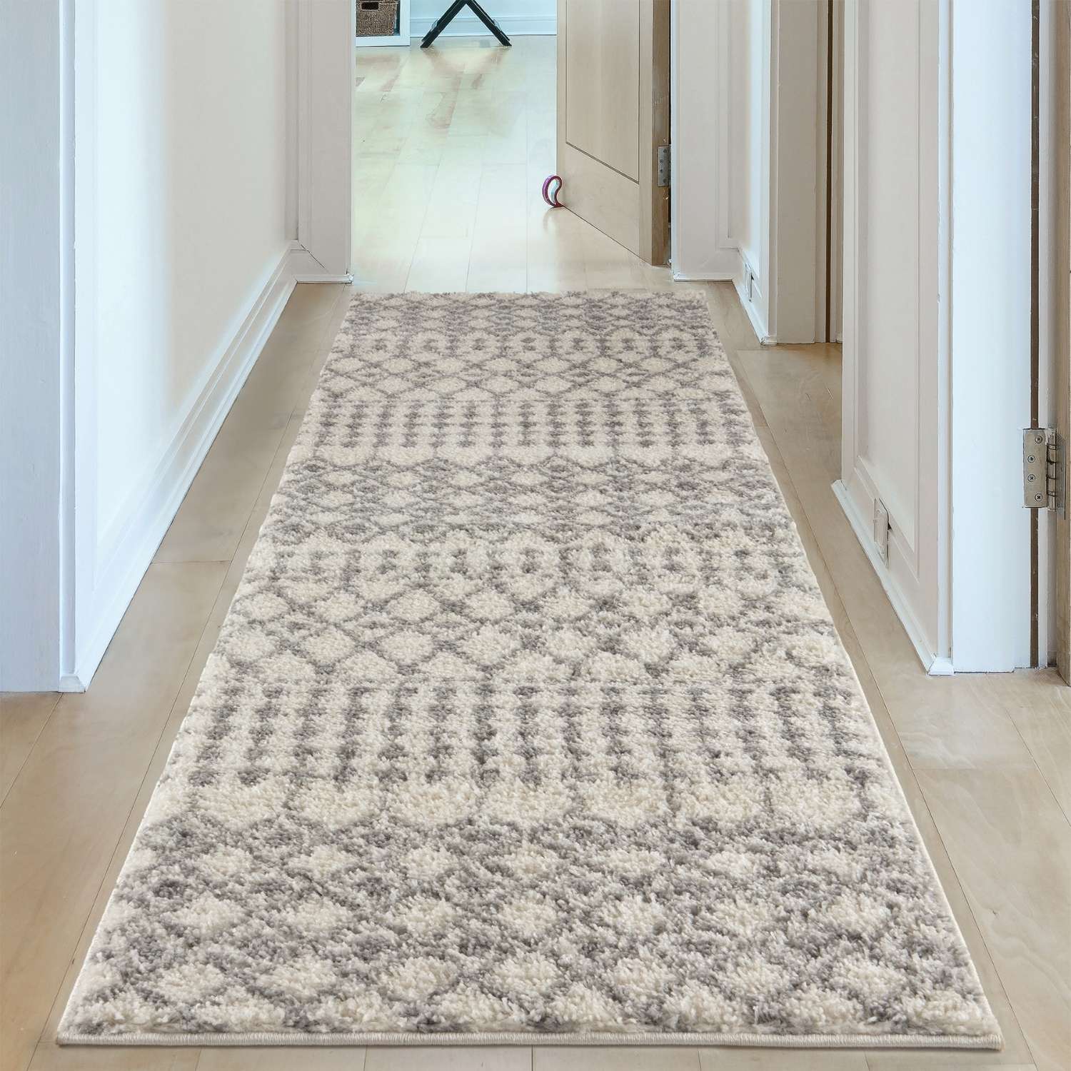 Moroccan Ivory Grey Shaggy Rug | 1000