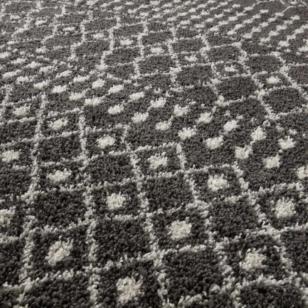 Moroccan Dark Grey Shaggy Rug – 1040