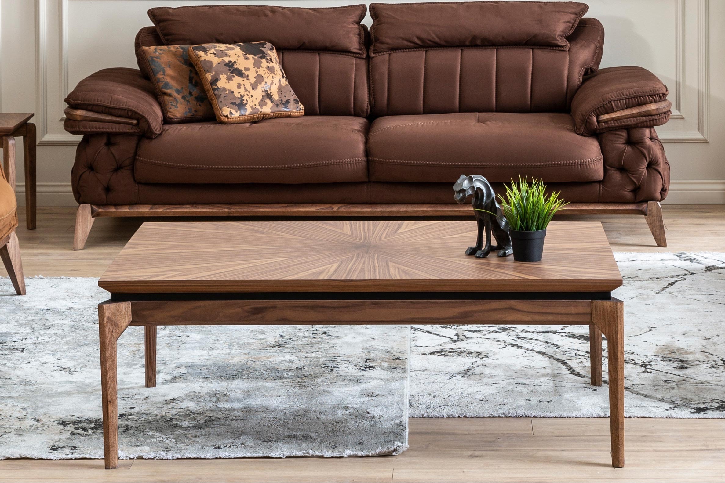 Modern Maserati coffee table by Netline Home Interior featuring sleek design and a stylish living room accent piece.
