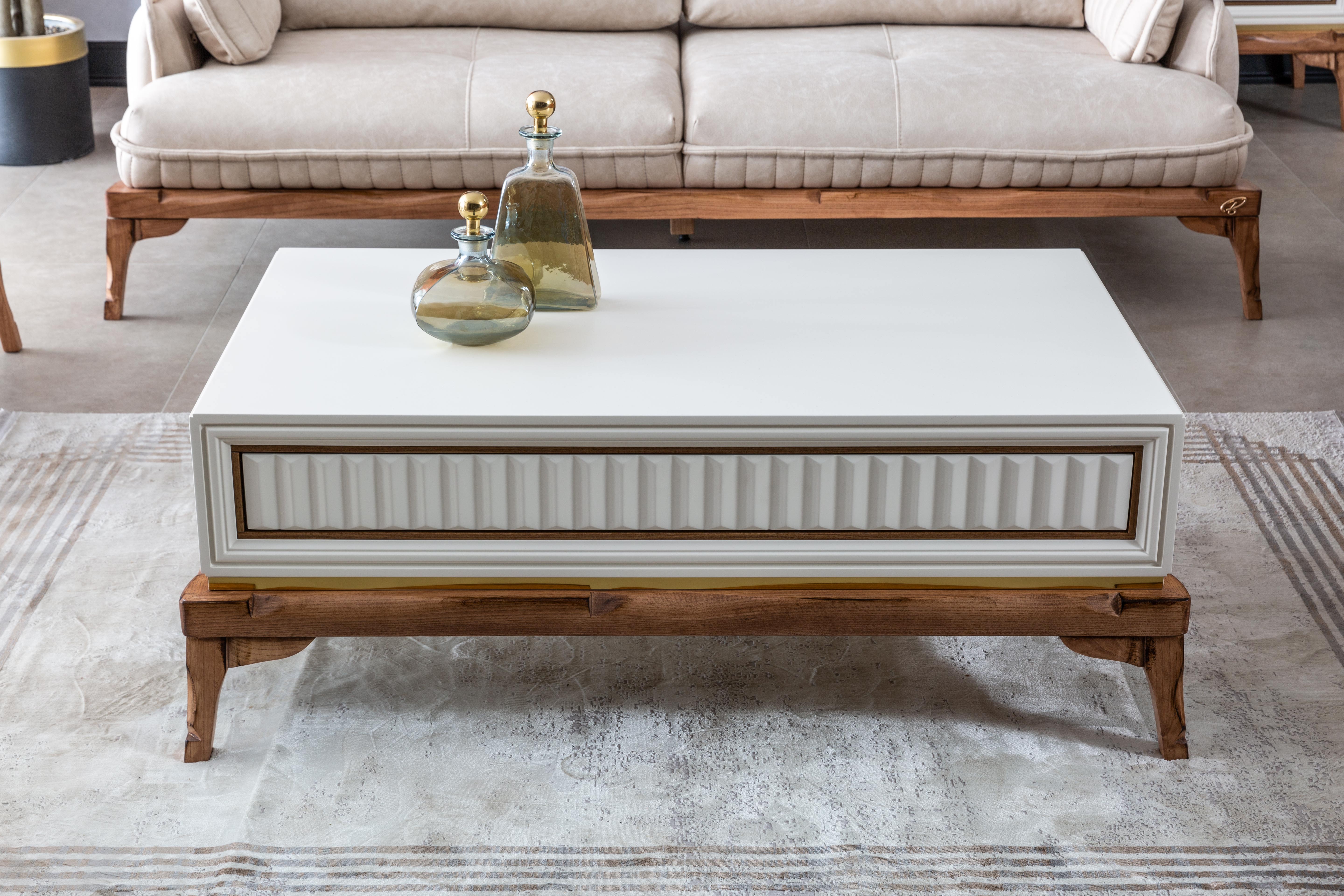 Modern Tetra coffee table by Netline Home Interior featuring a sleek design, perfect as a stylish living room accent piece.