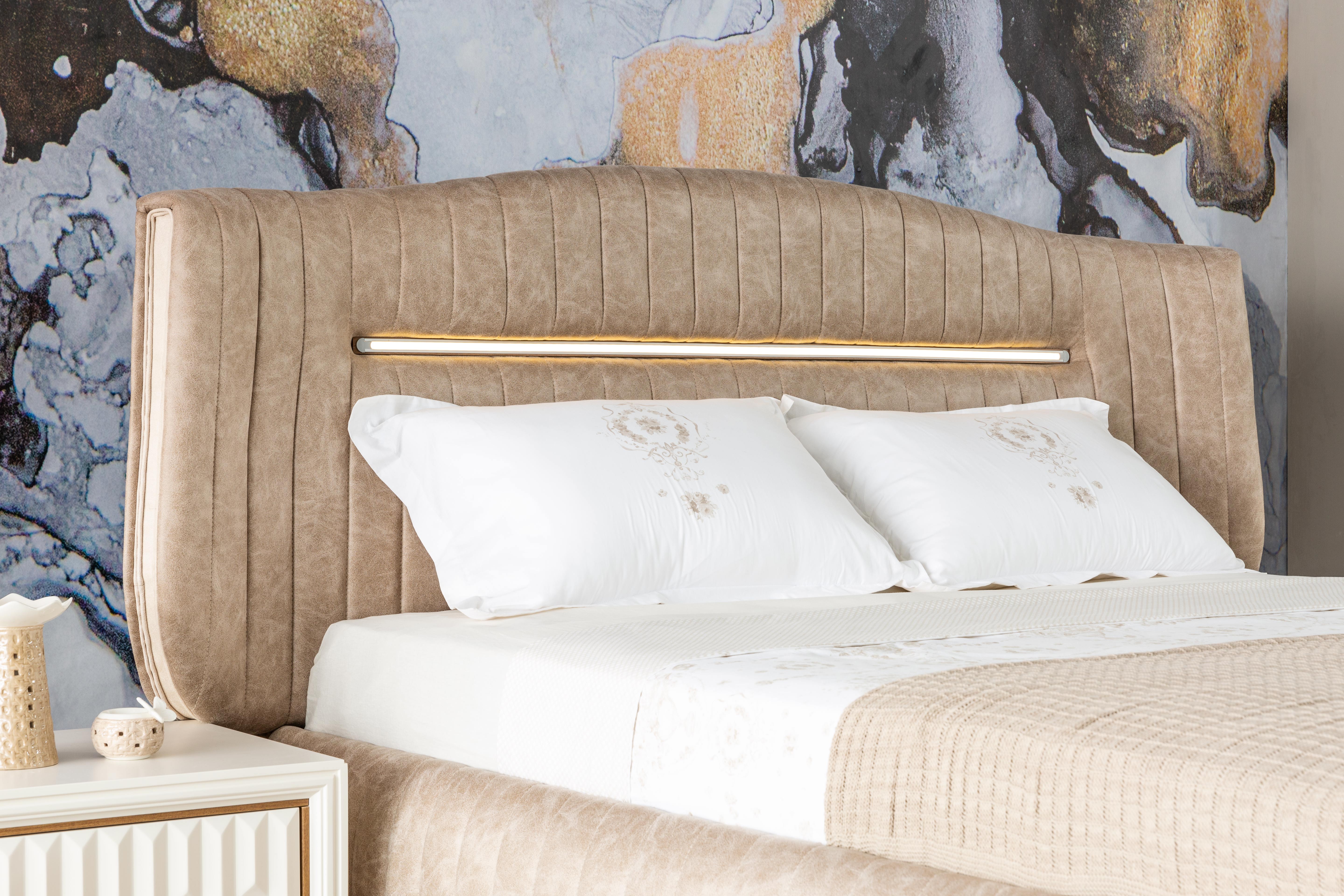Netline Home Interior Tetra bedroom headboard and base with modern design, providing stylish support for a contemporary bed setup.