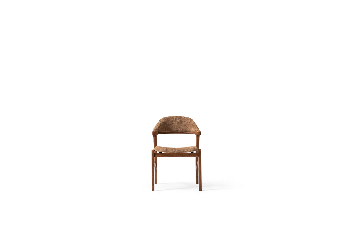 Mustang Dining Table and Chairs by Netline Interiors