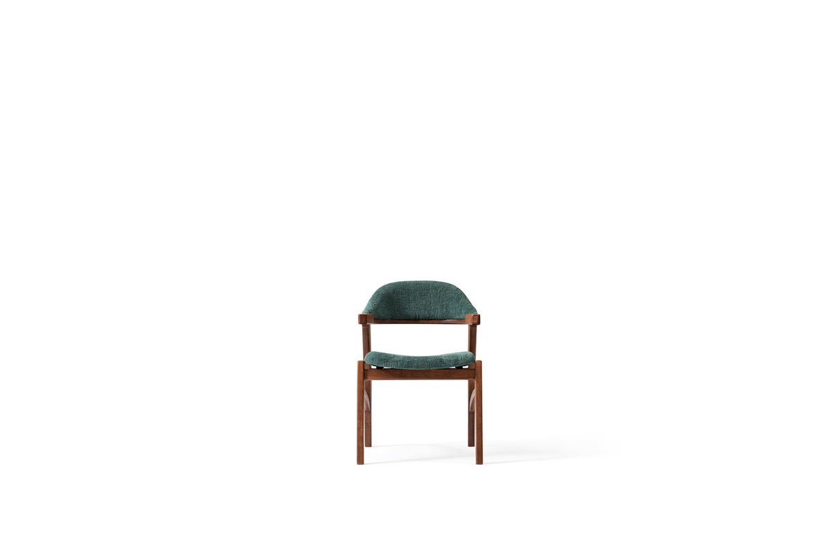 Mustang Dining Table and Chairs by Netline Interiors