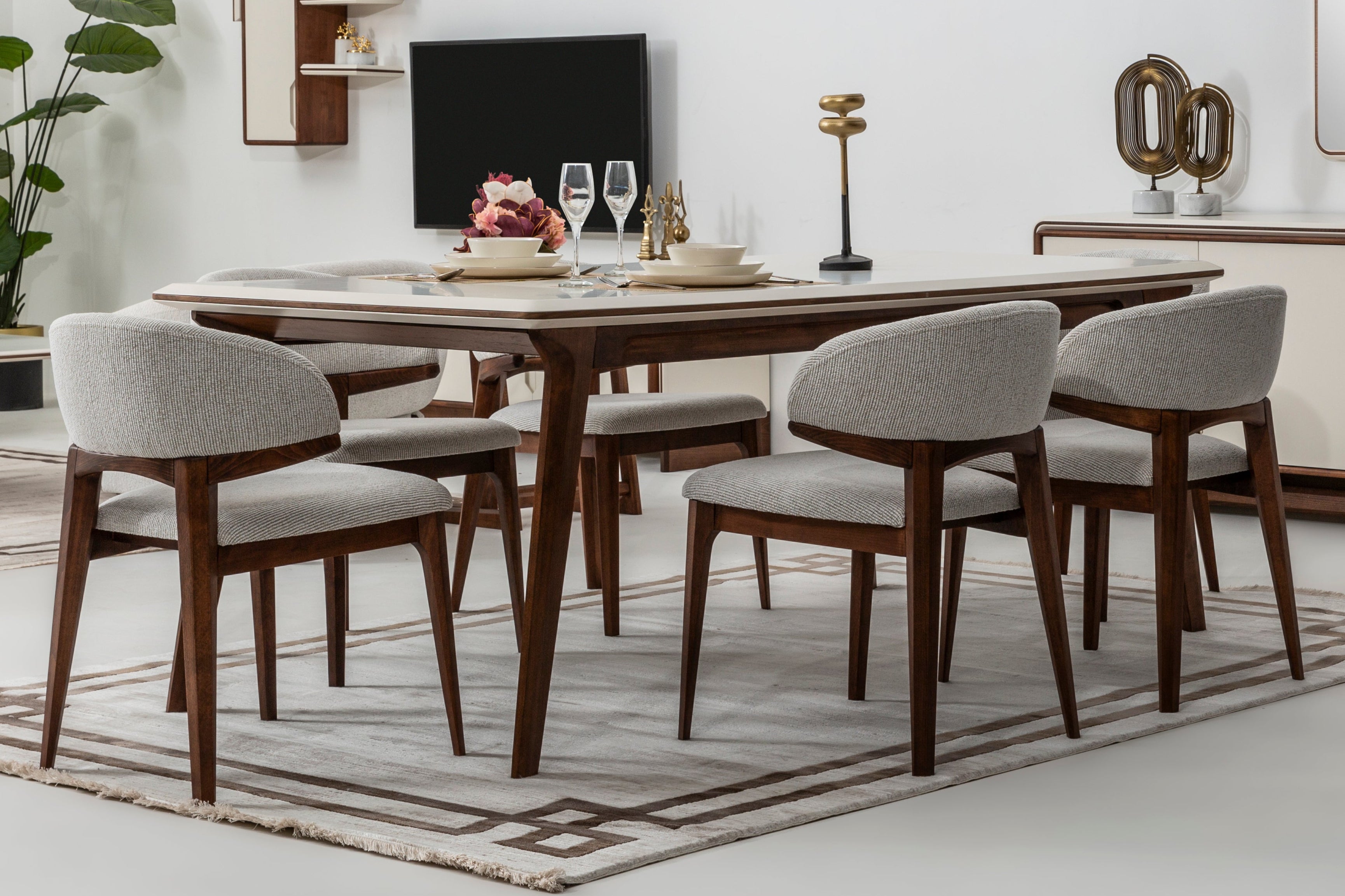 Cadillac Dining Table & Chairs - Stylish Family Dining