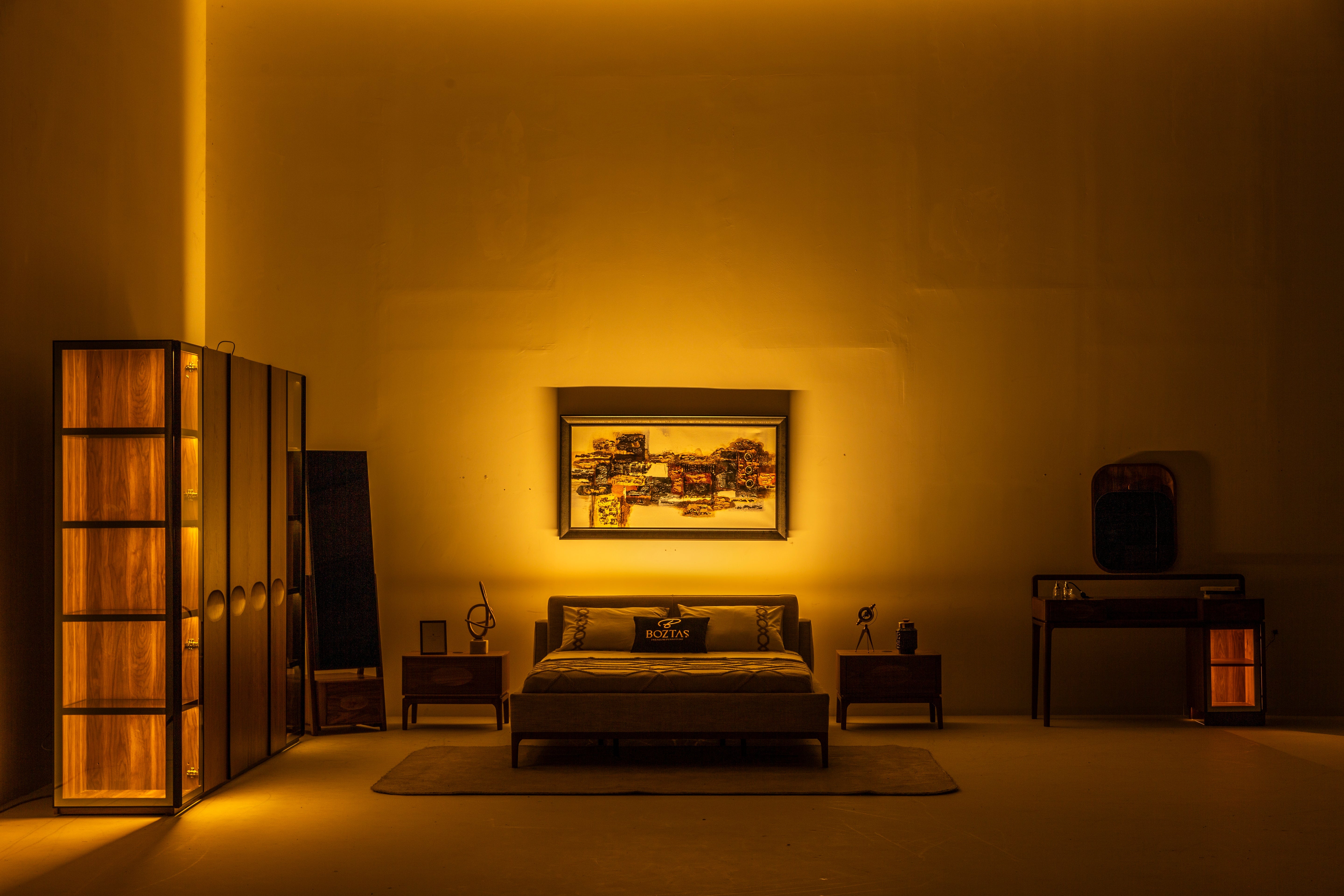 Netline Home Interior Aston bedroom set featuring a stylish bed, matching nightstands, and a modern wardrobe in a contemporary bedroom.