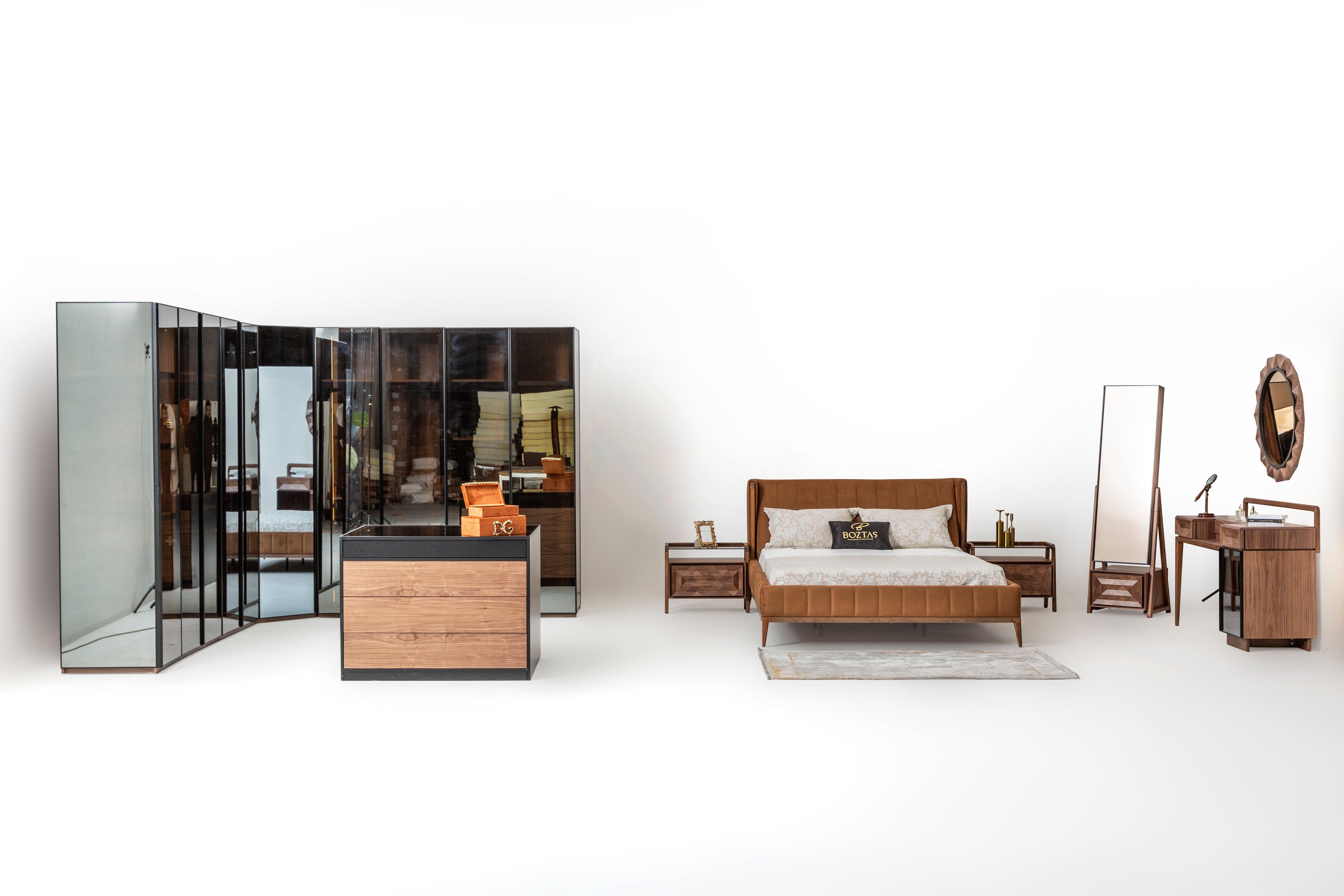 Elegant Maserati bedroom set by Netline Home Interior featuring a modern bed, matching nightstands, and coordinated bedroom furniture.