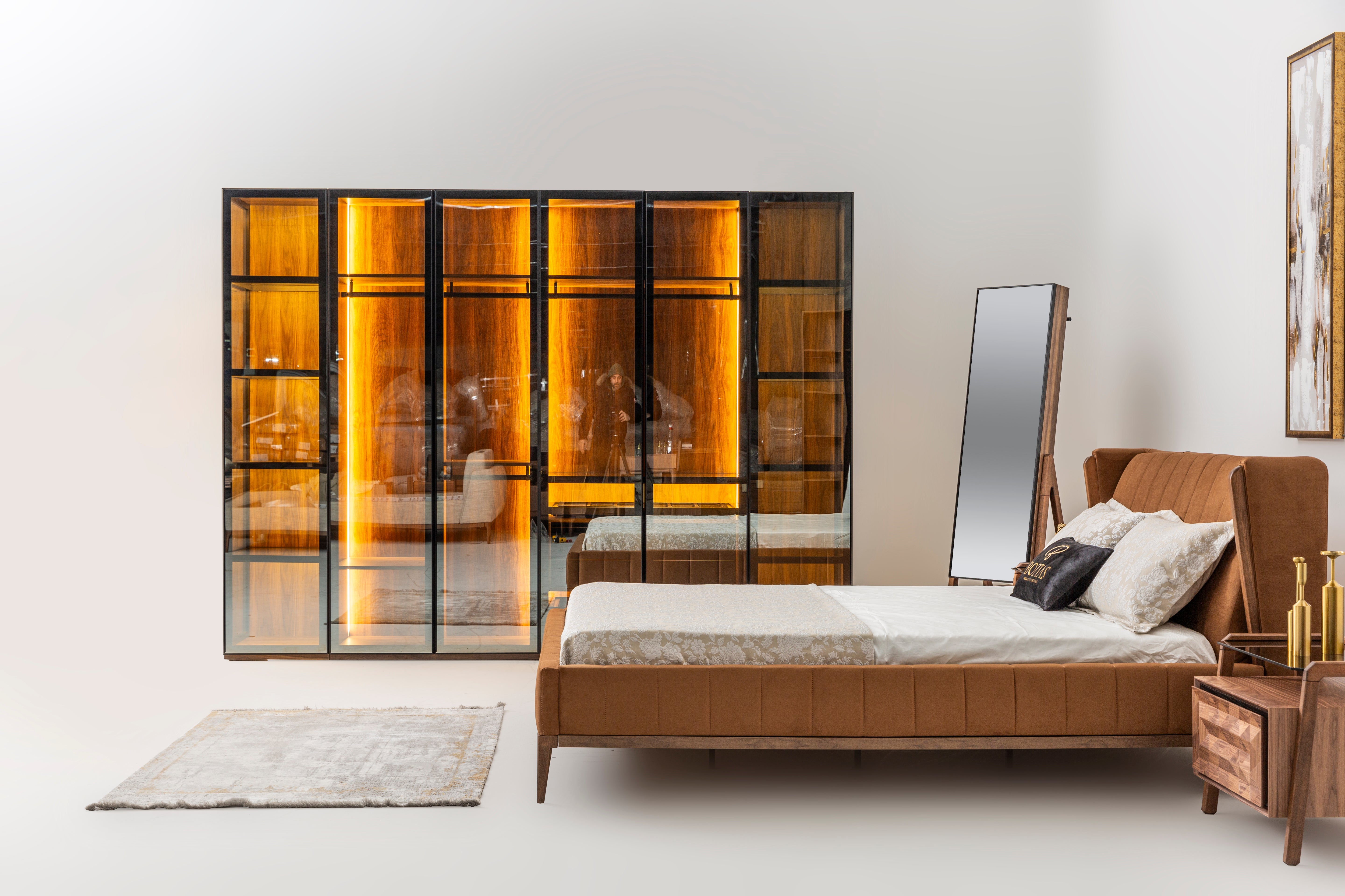Maserati bedroom set by Netline Home Interior featuring a modern bed, matching nightstands, and stylish bedroom furniture.