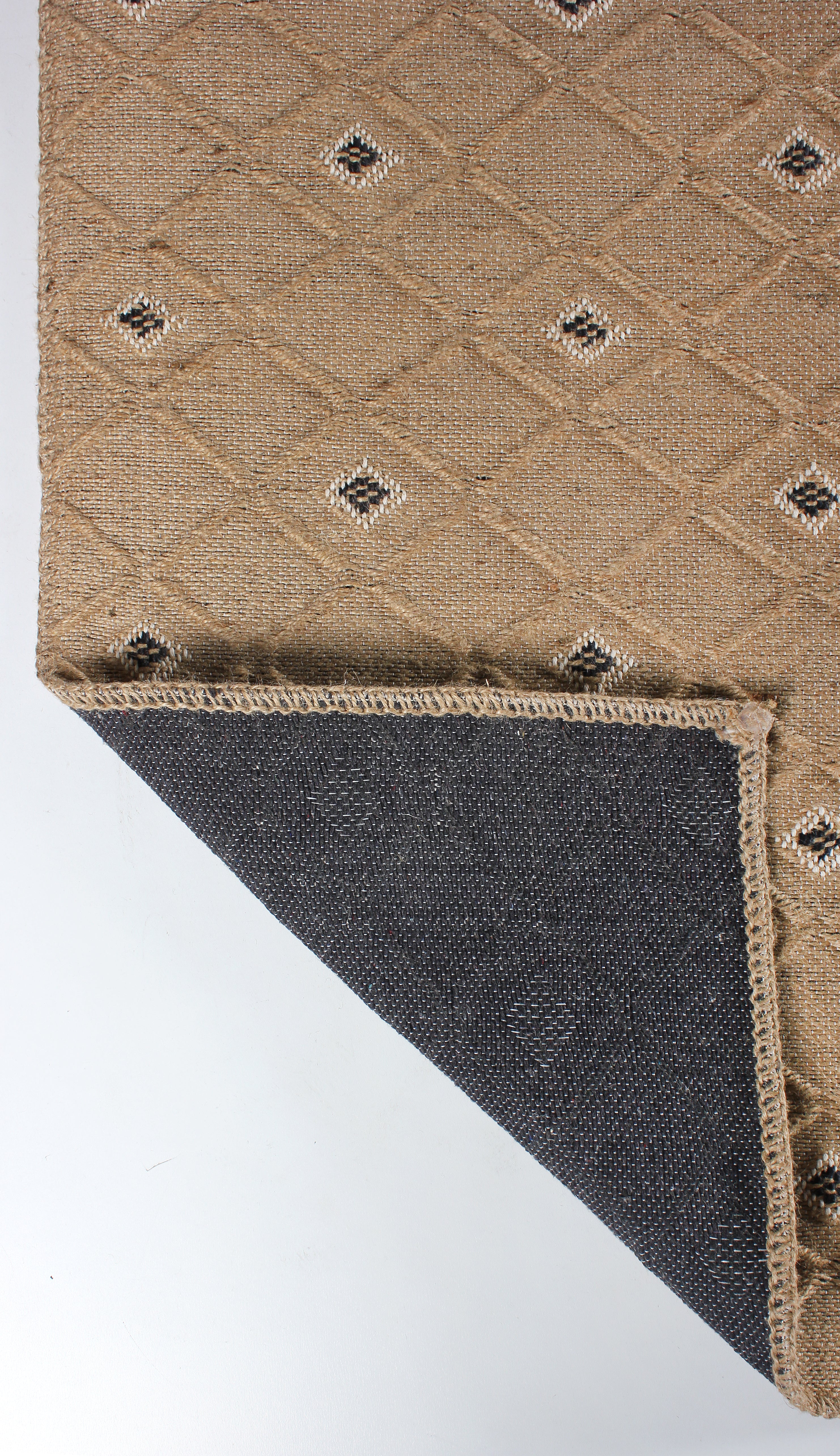 Natural Jute Geometric Rug – Flatweave Eco-Friendly Carpet with Cotton Backing (Beige & Black Pattern)