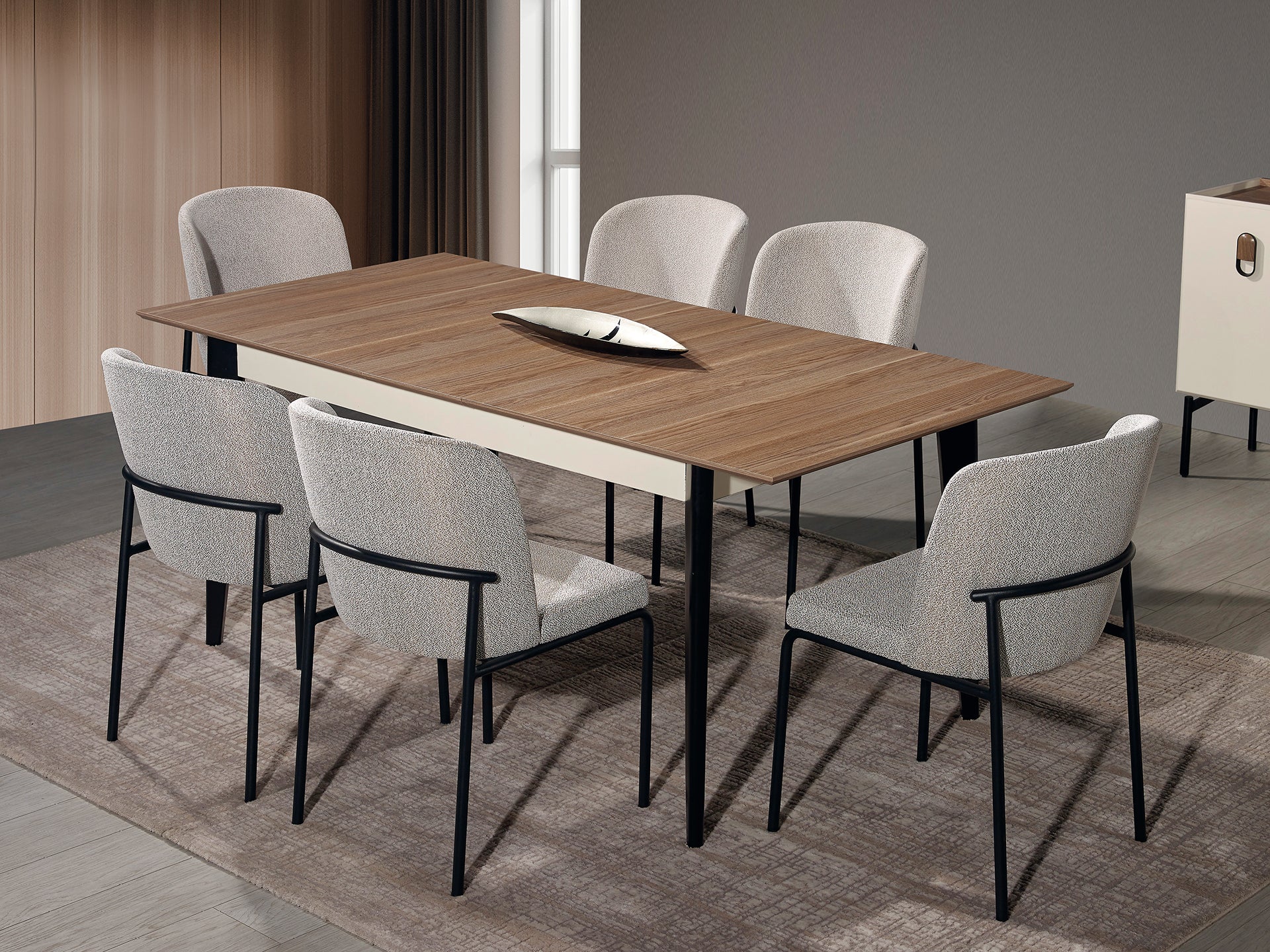 Smart Dining Room by Netline Interiors