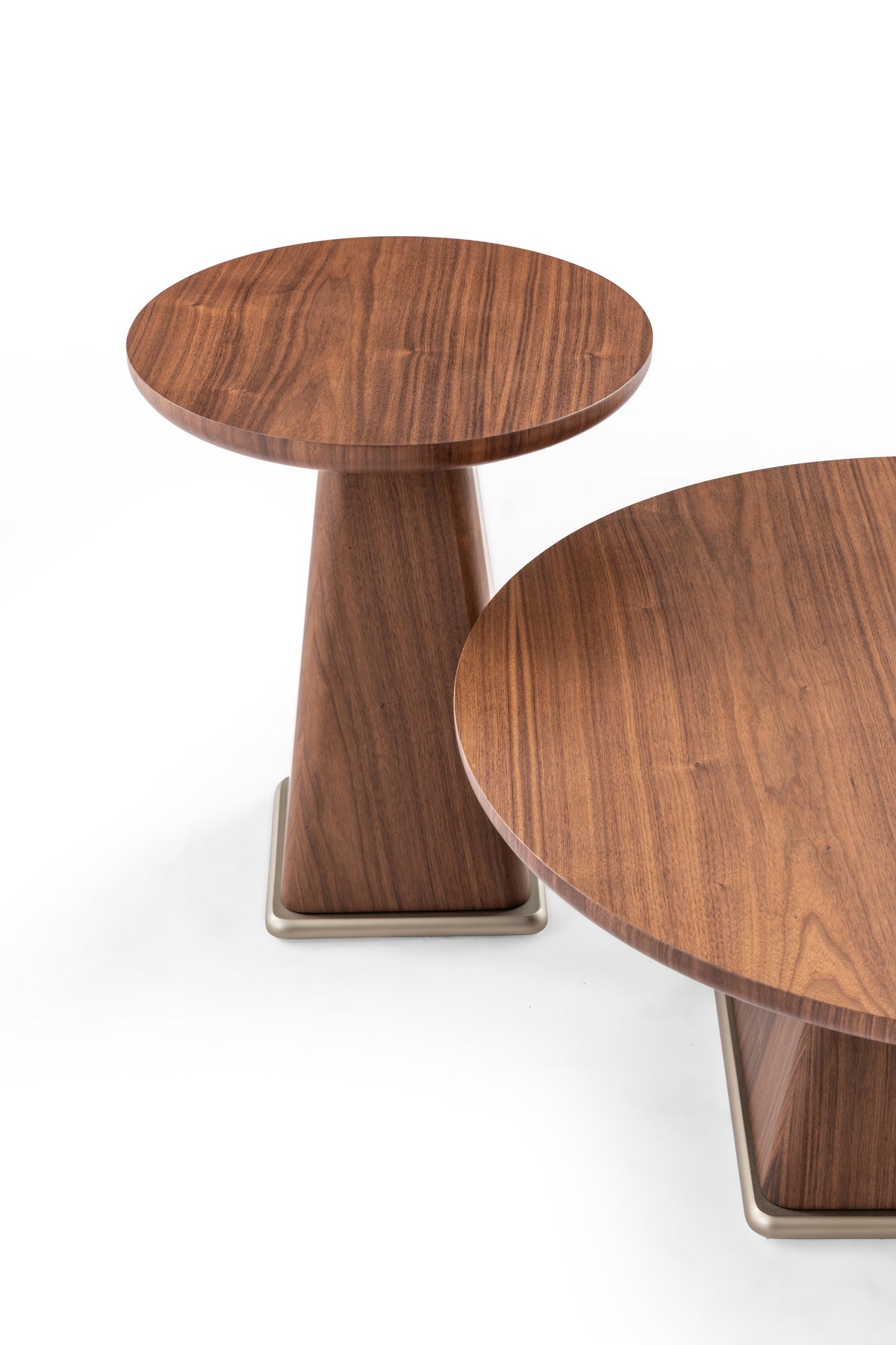 Asu coffee table set by Netline Interiors