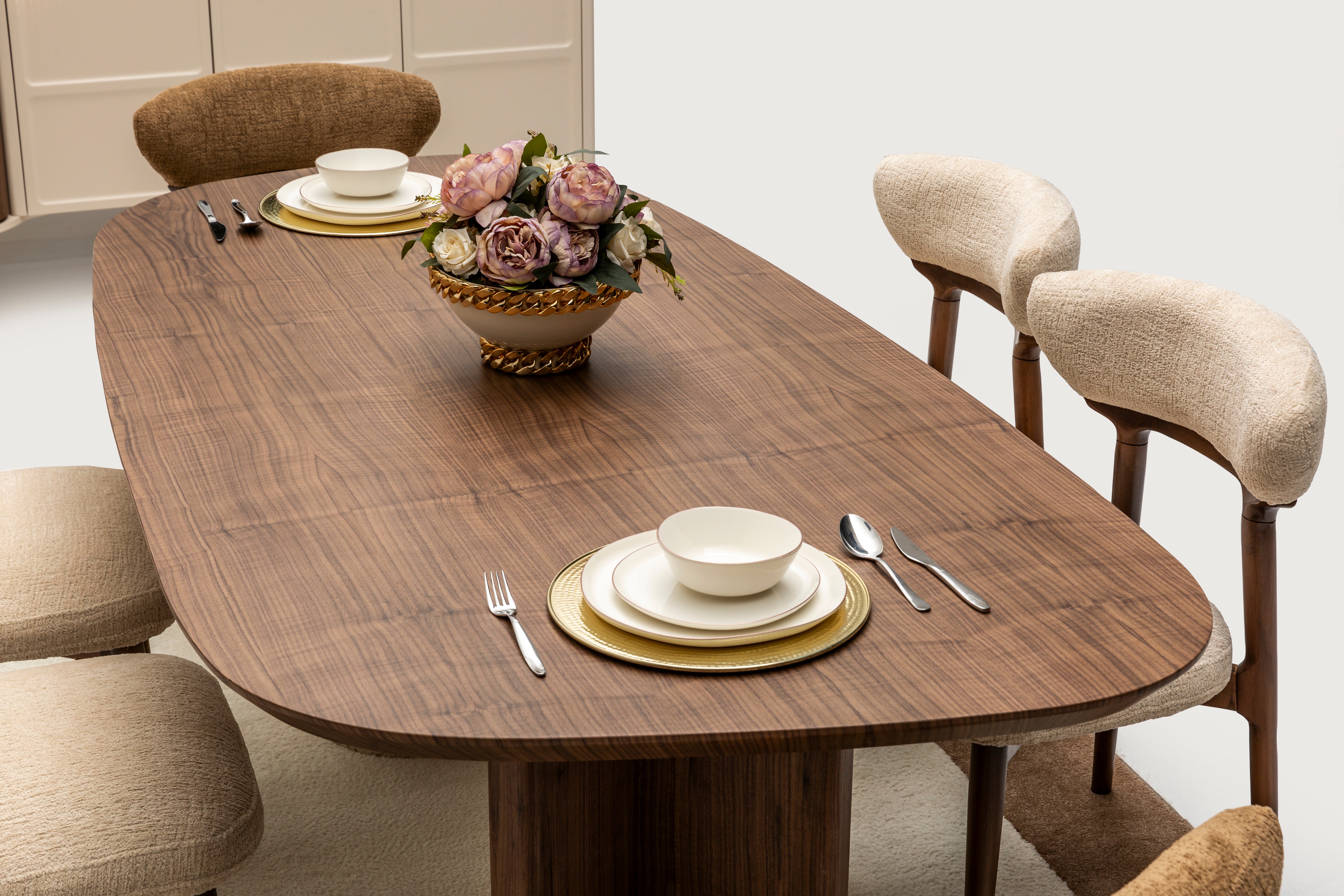 Elegant Netline Home Interior Rolex dining room furniture with a stylish table and matching chairs in a modern dining space.