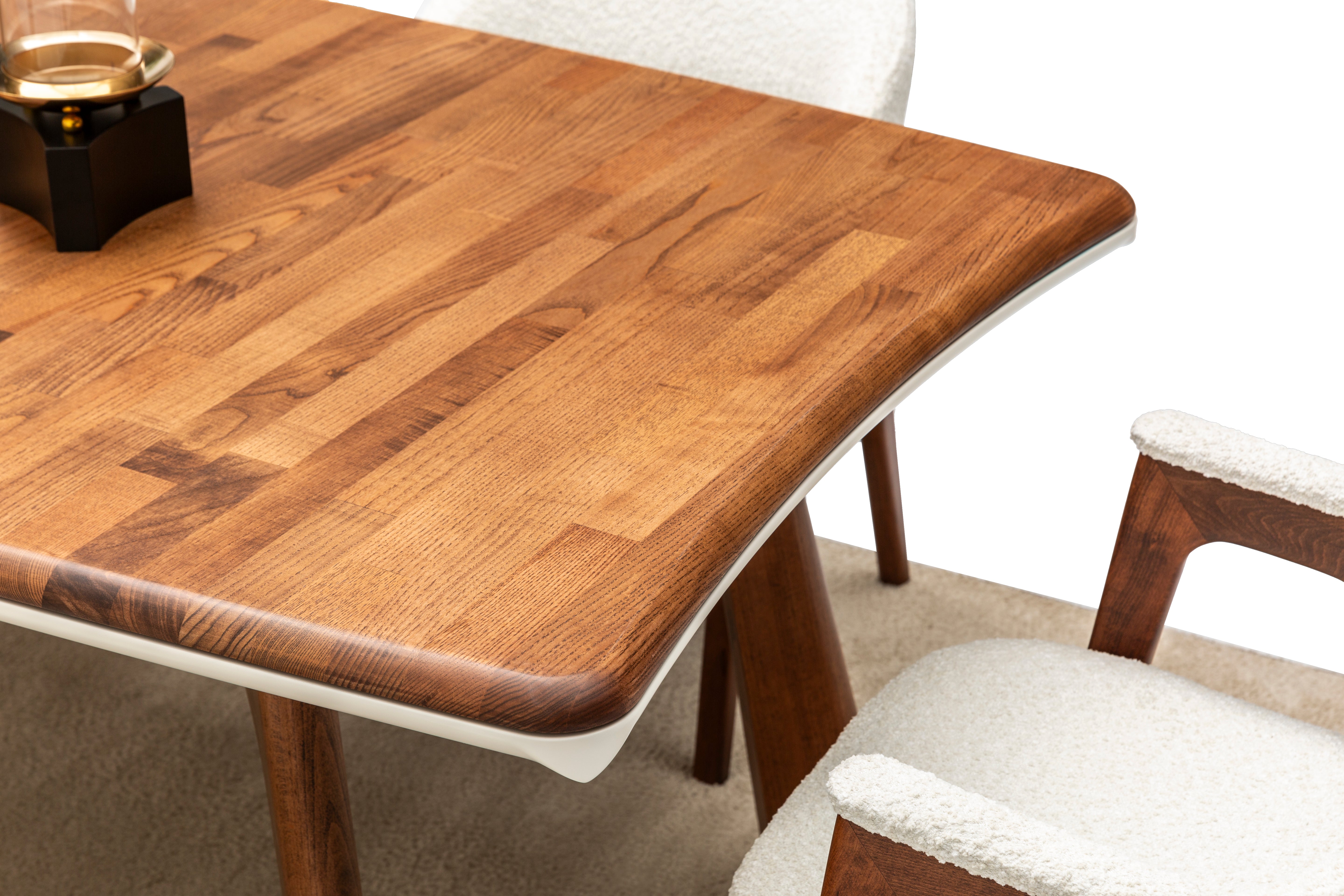 Modern Corvette dining room set by Netline Home Interior with a table and four chairs, ideal for contemporary entertaining.