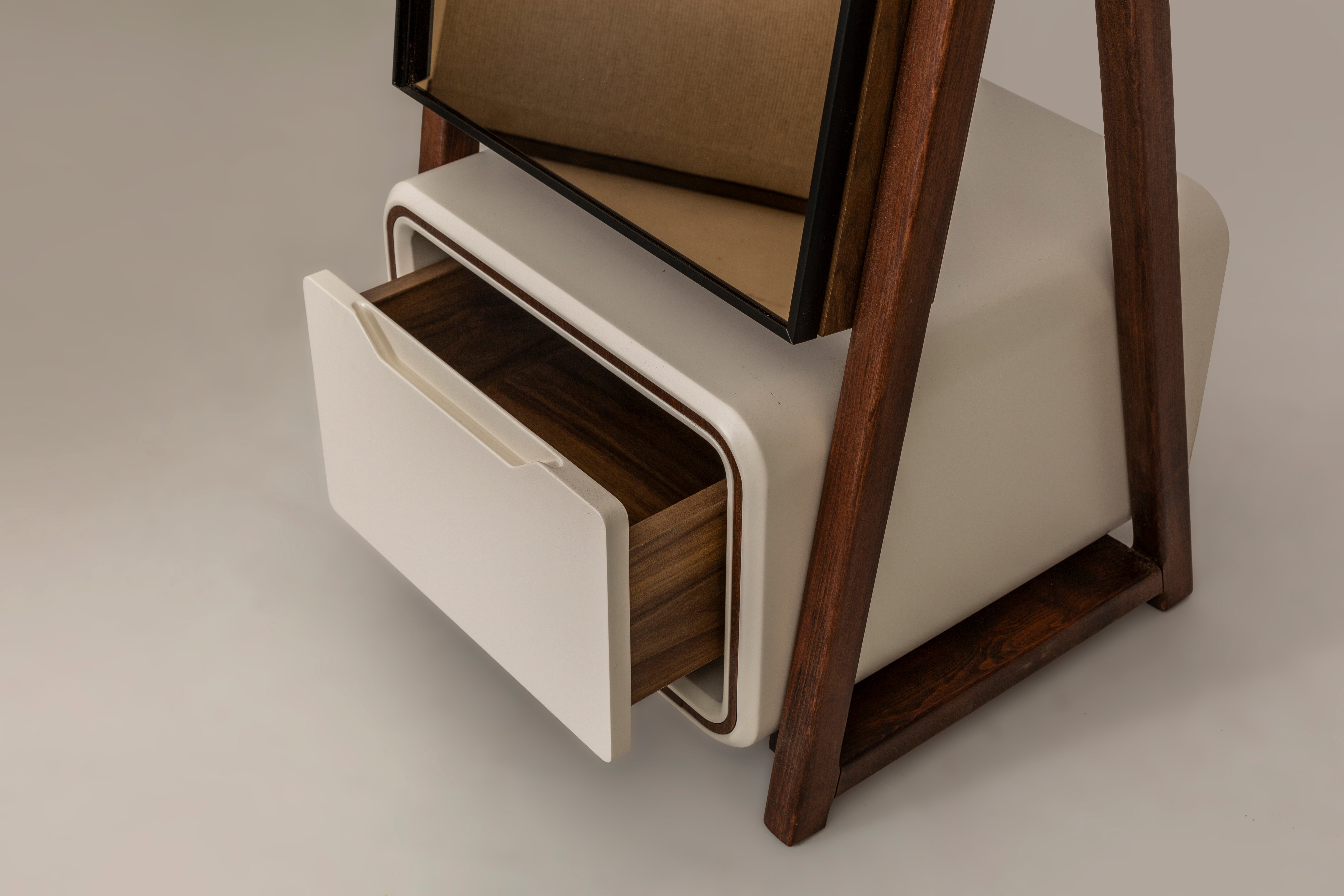 Cadillac bedroom set by Netline Home Interior featuring a modern bed frame, matching nightstands, and stylish bedroom decor.