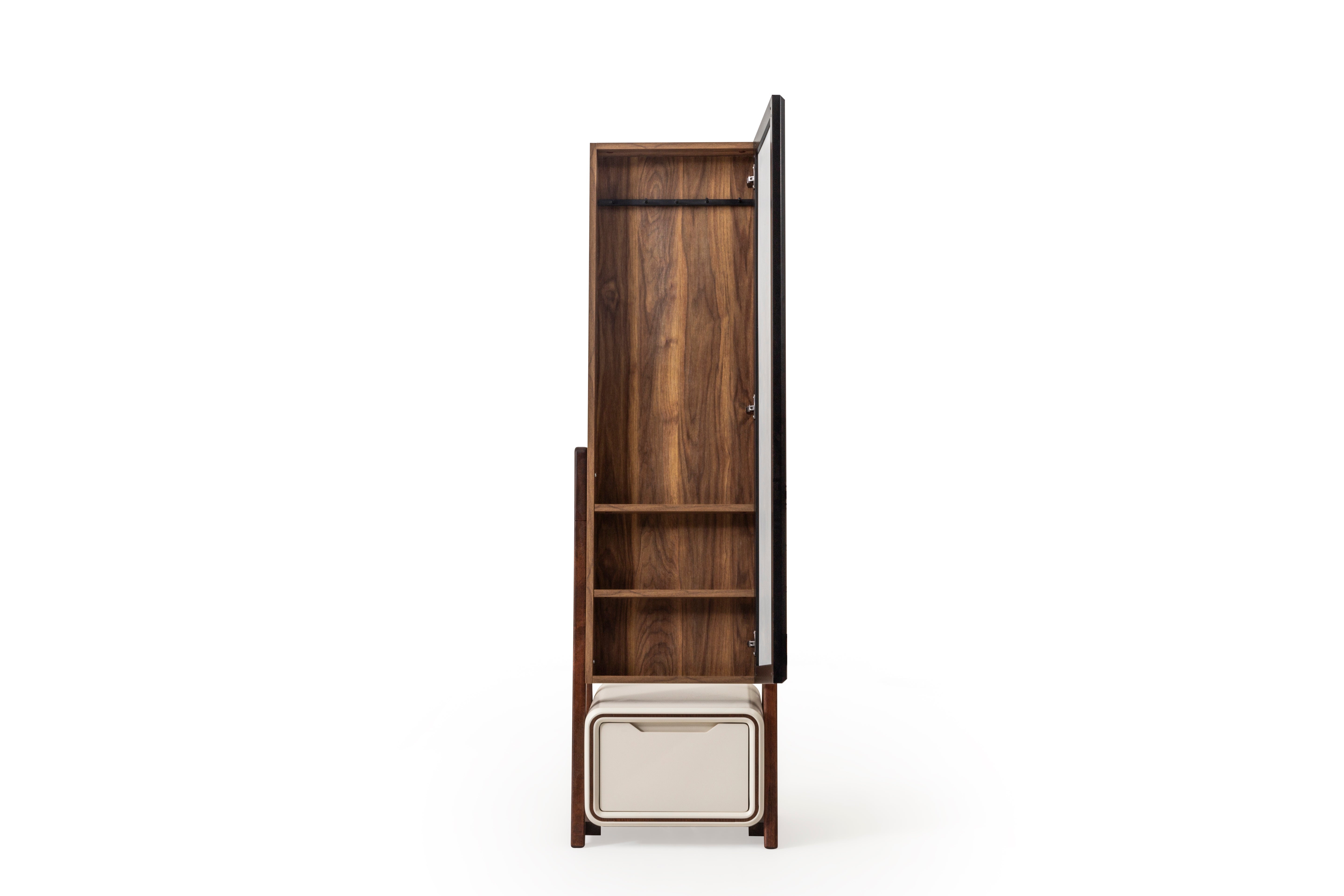 Cadillac Bedroom Set by Netline Home Interior featuring a bed, dresser, and nightstands in a modern bedroom style.