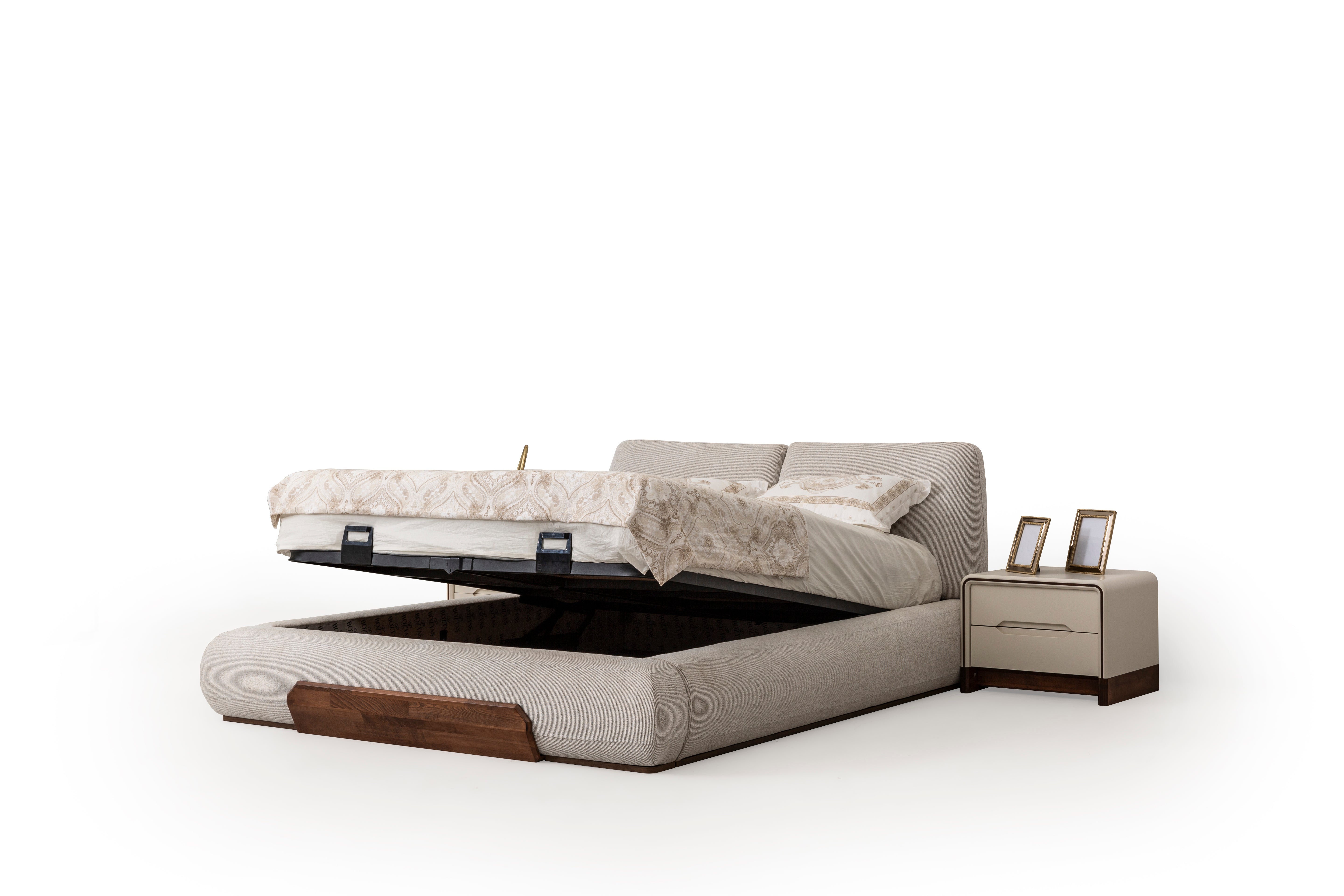 Cadillac bedroom set by Netline Home Interior featuring a bed, nightstands, and matching furniture in a modern bedroom style.