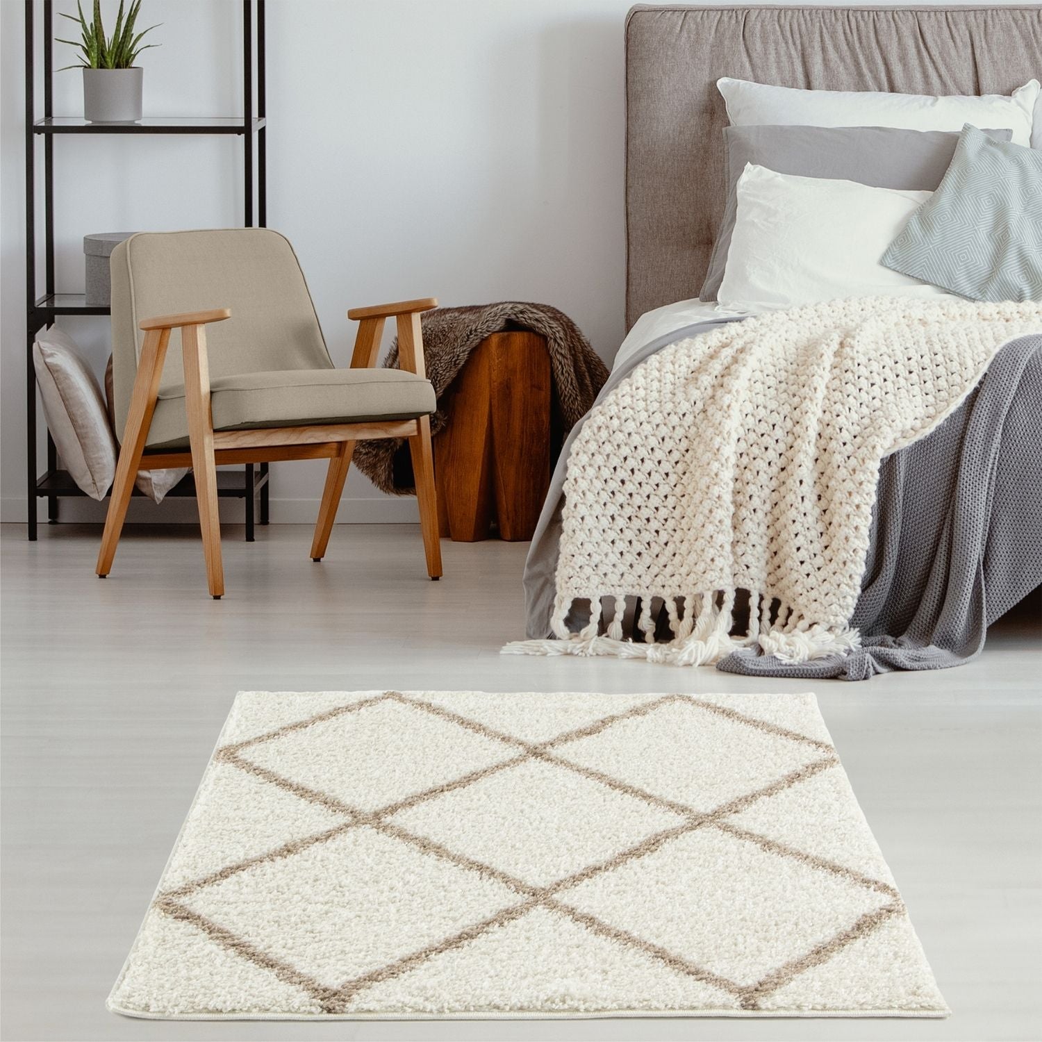 Moroccan Ivory Shaggy Rug | 530